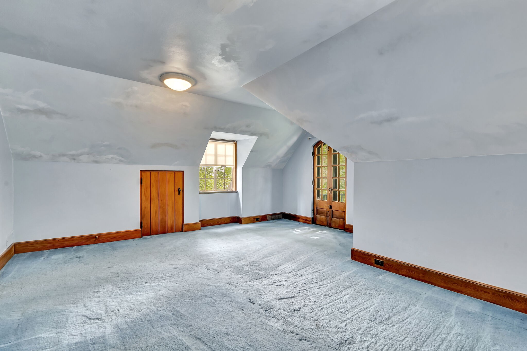 213 Lynnwood Ter