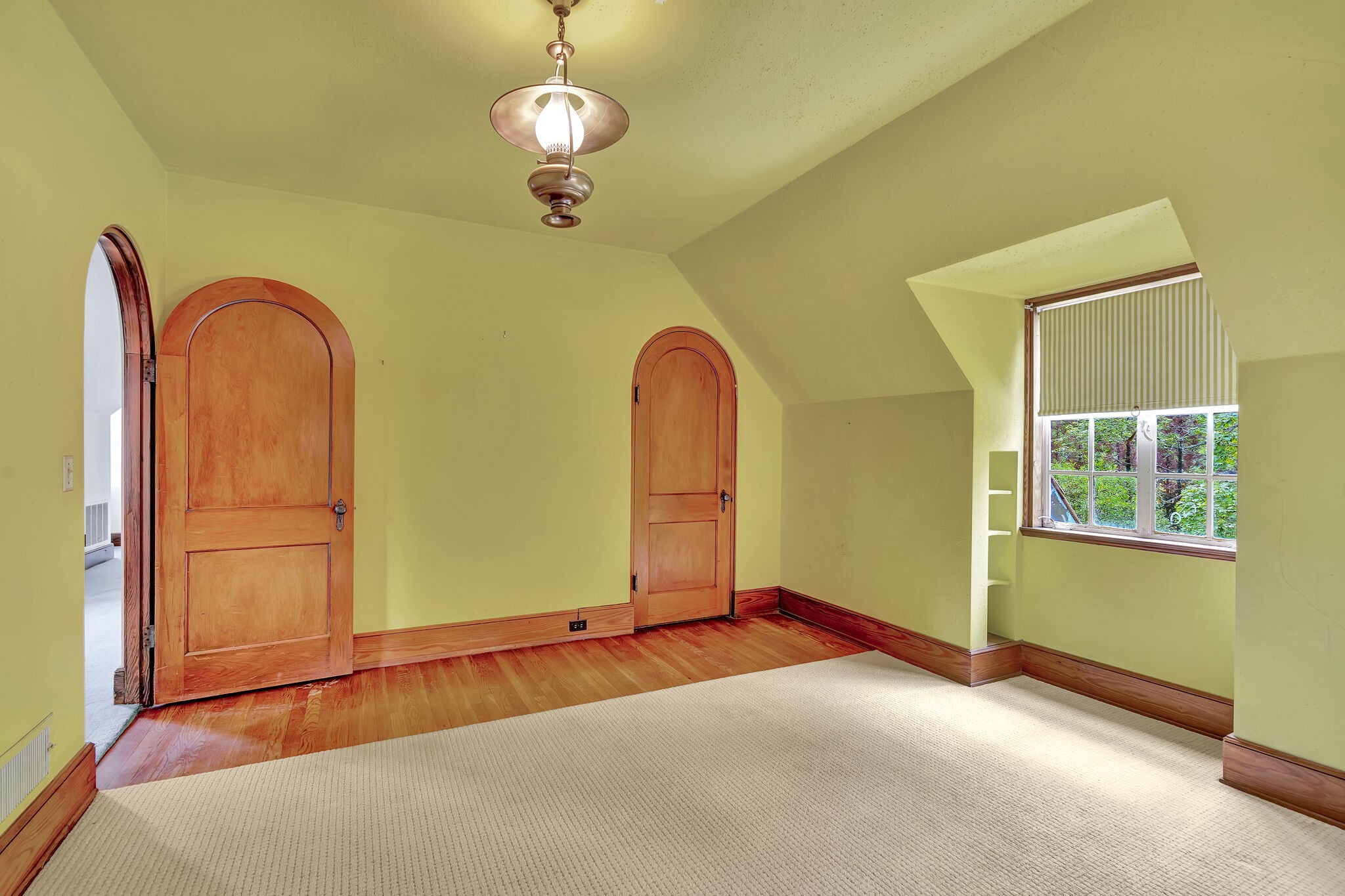213 Lynnwood Ter