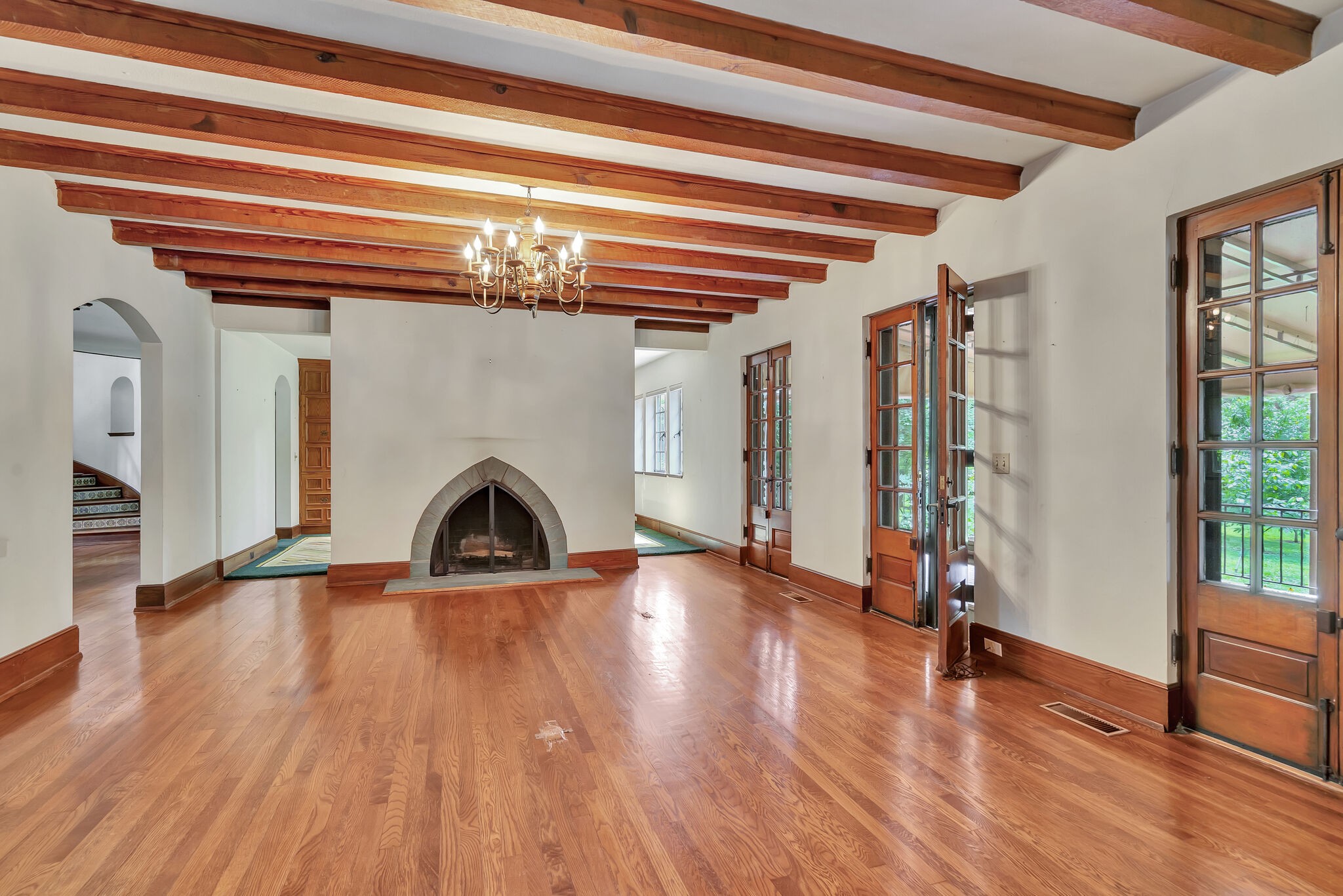 213 Lynnwood Ter