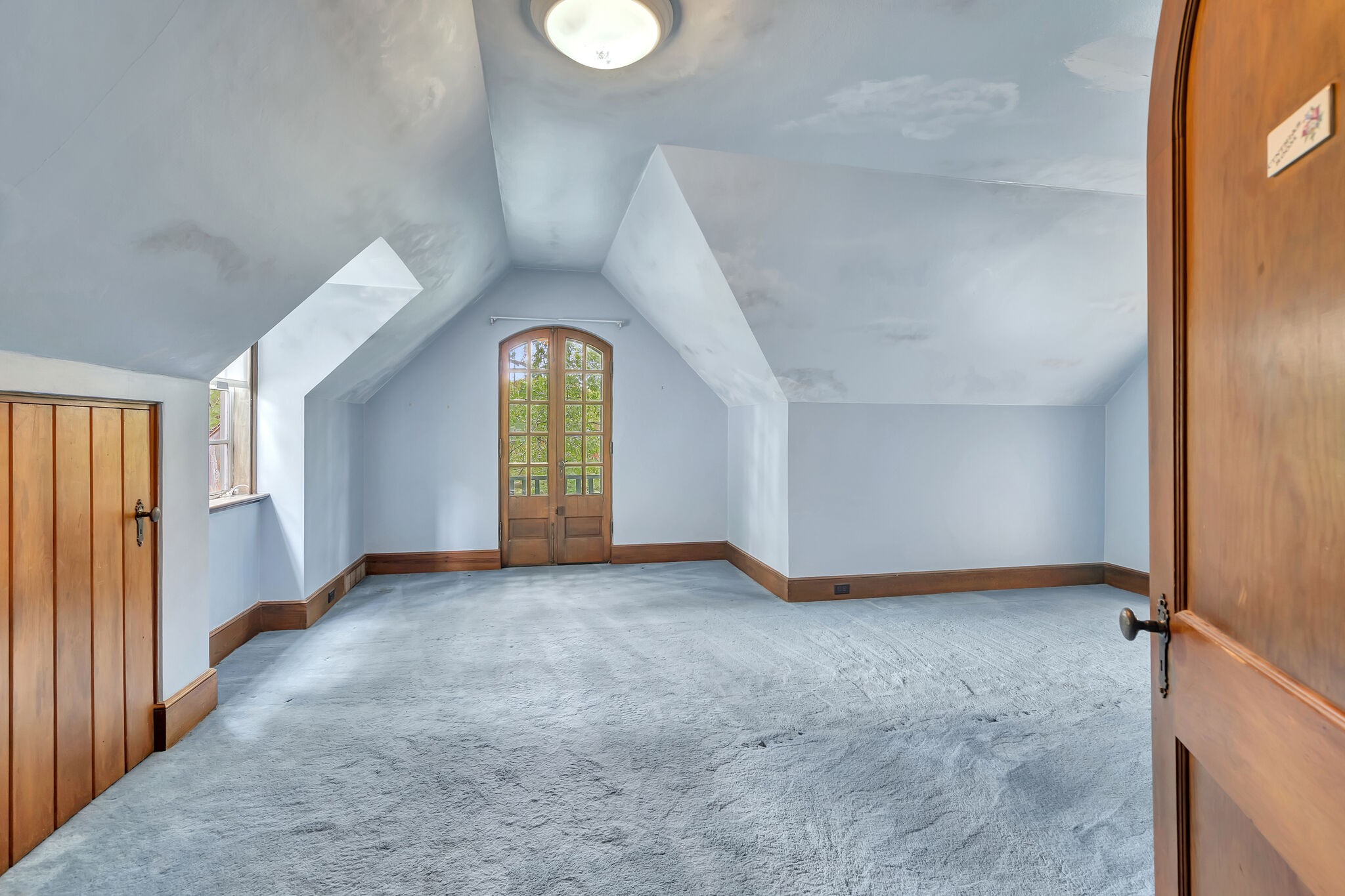 213 Lynnwood Ter