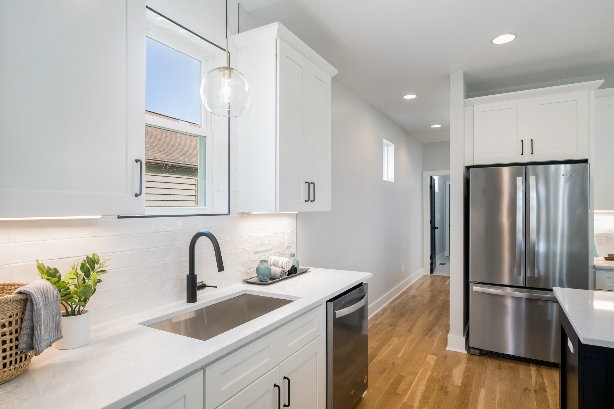 6351B Alamo Pl