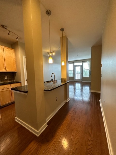 3000 Vanderbilt Pl Unit: 423