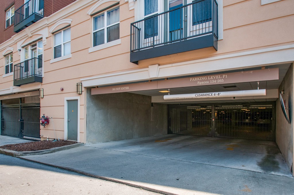 3000 Vanderbilt Pl Unit: 423