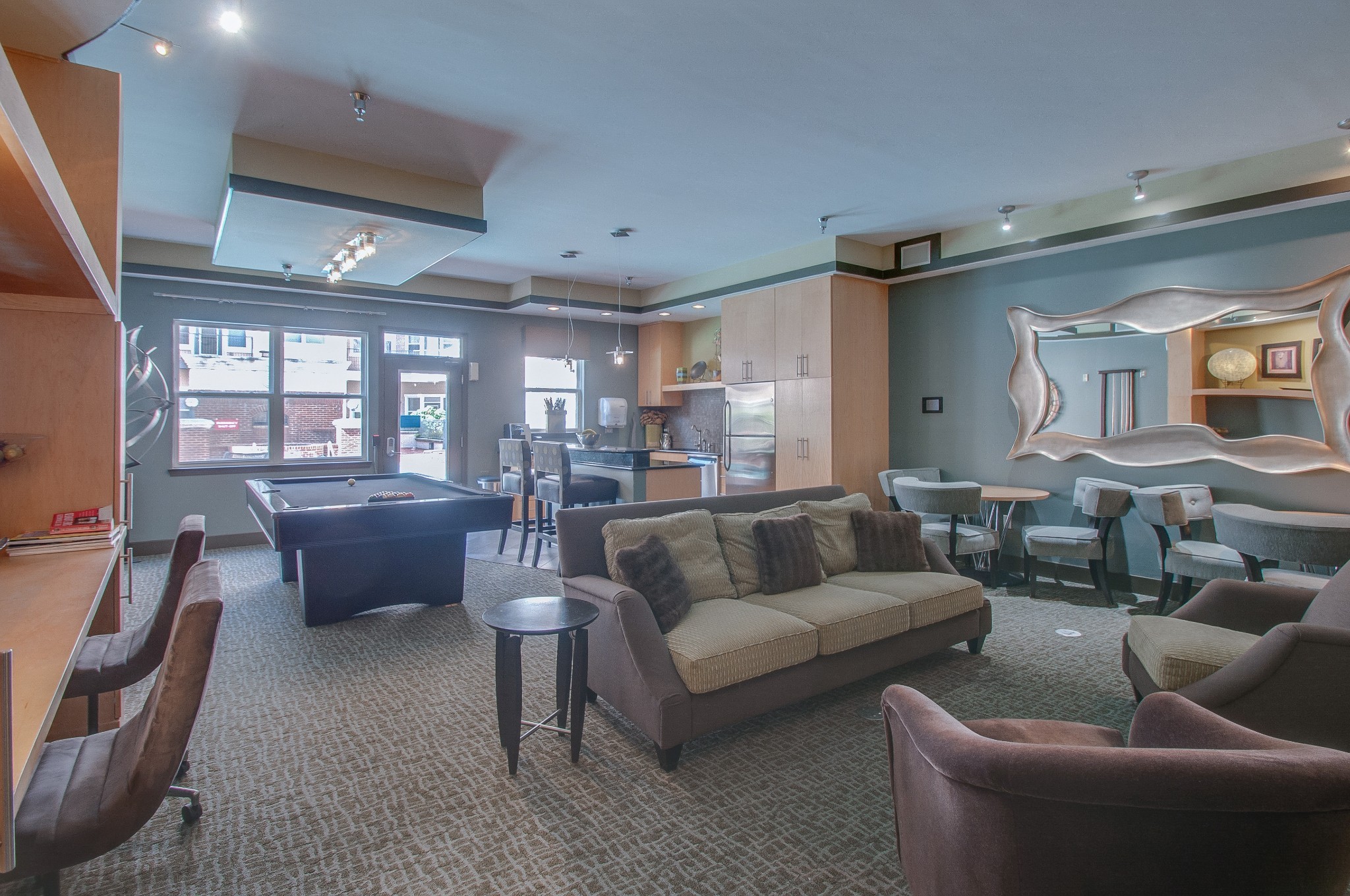 3000 Vanderbilt Pl Unit: 423