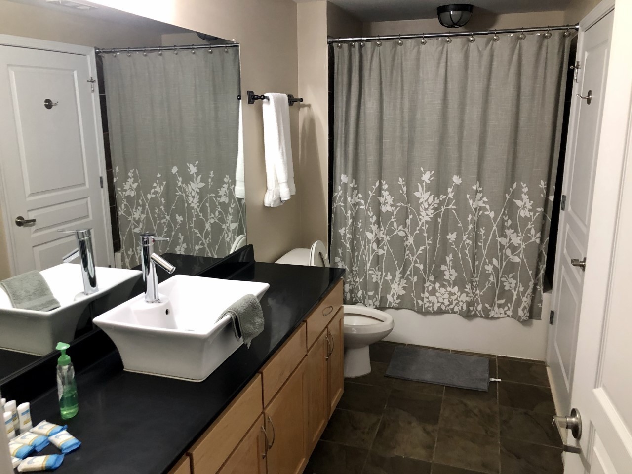 3000 Vanderbilt Pl Unit: 423