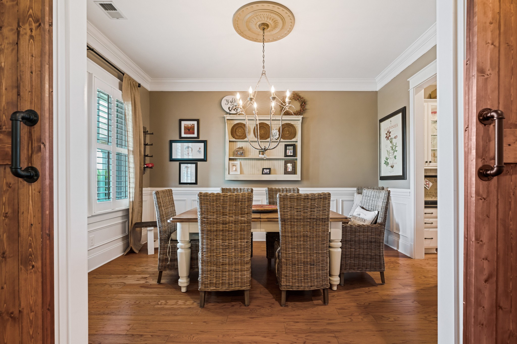 3421 Colebrook Dr