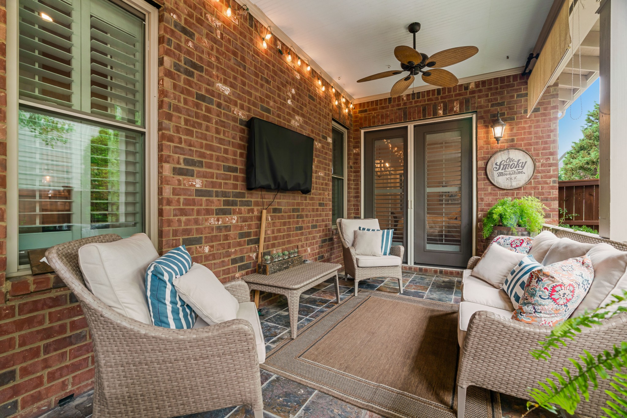 3421 Colebrook Dr
