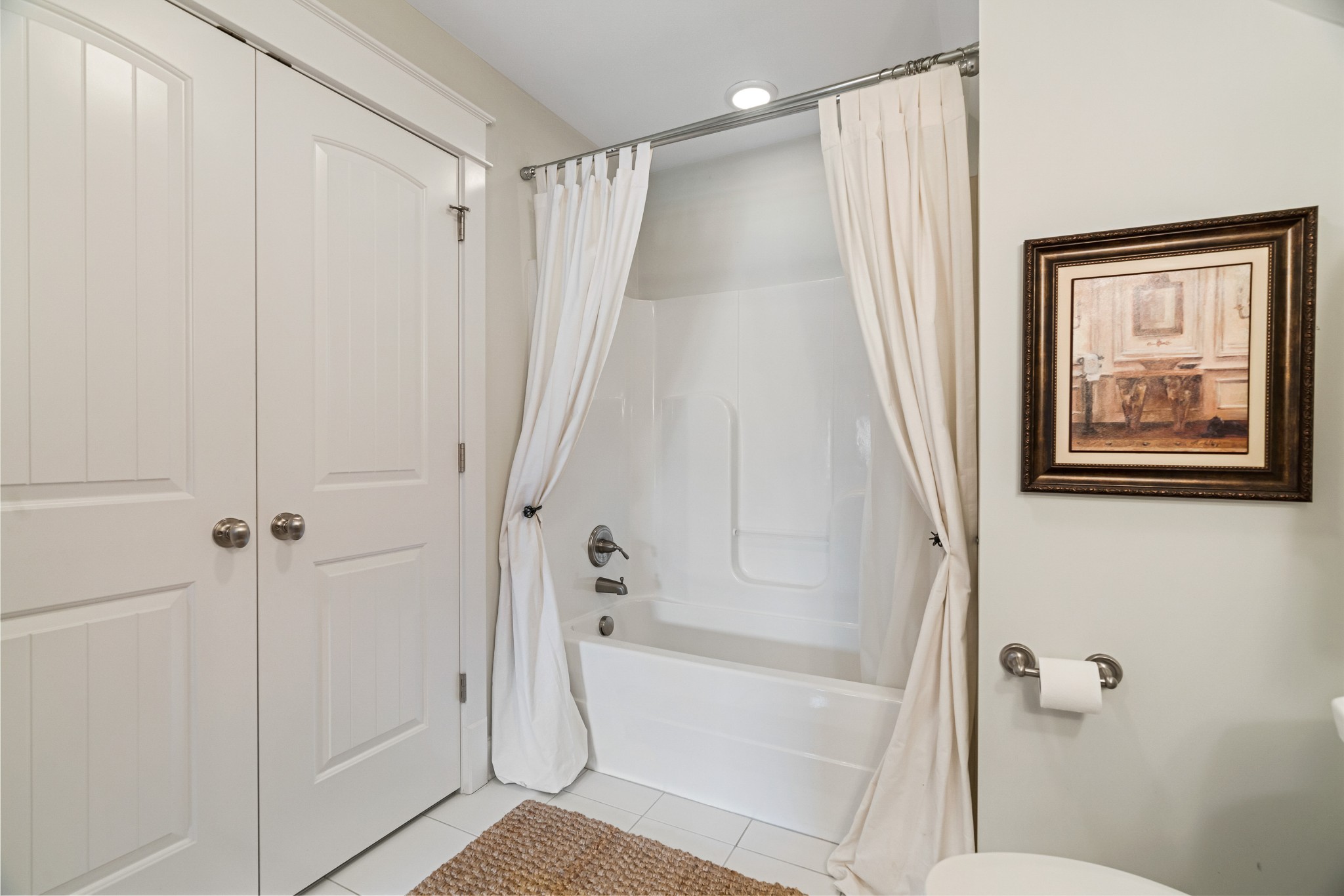 3421 Colebrook Dr