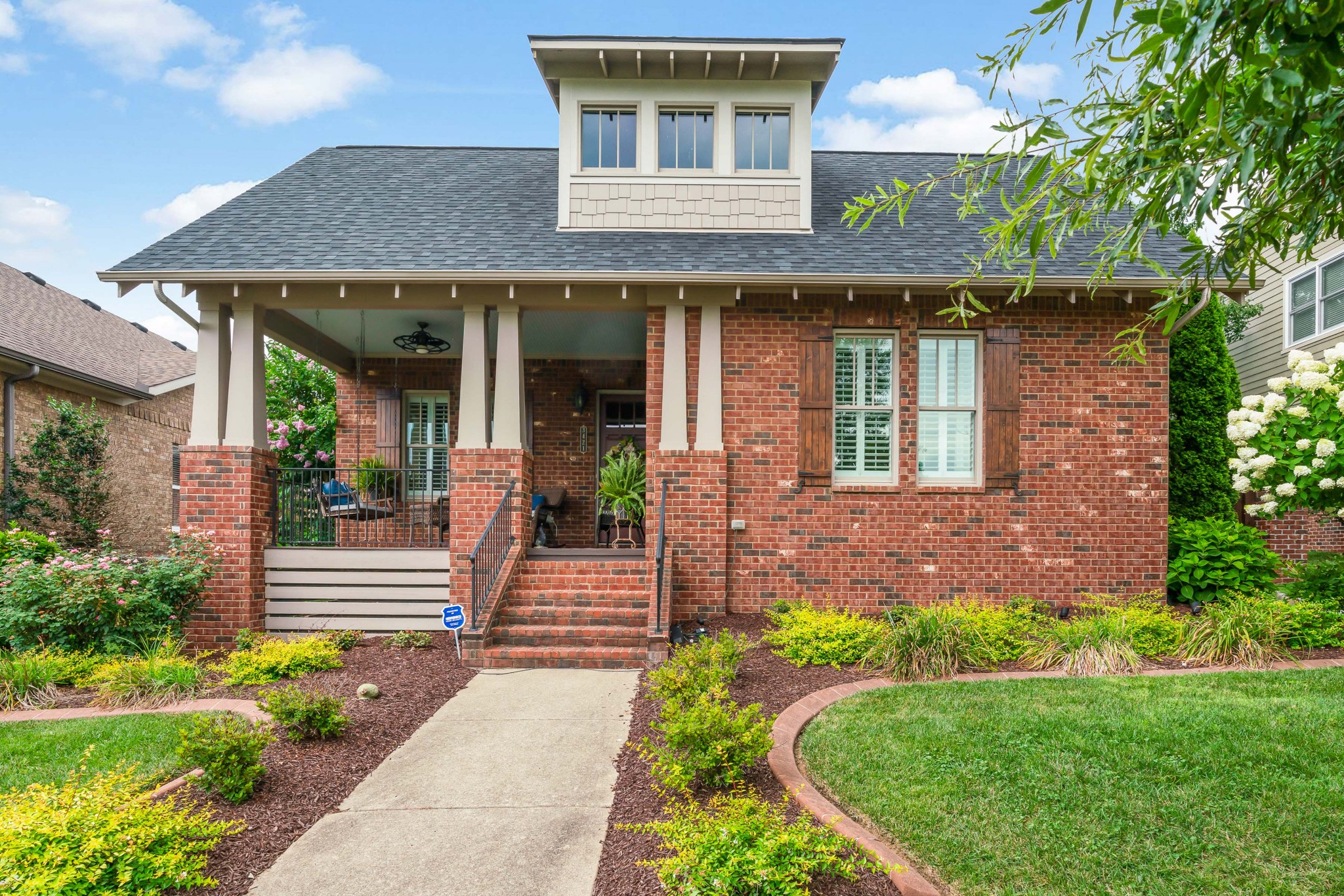 3421 Colebrook Dr