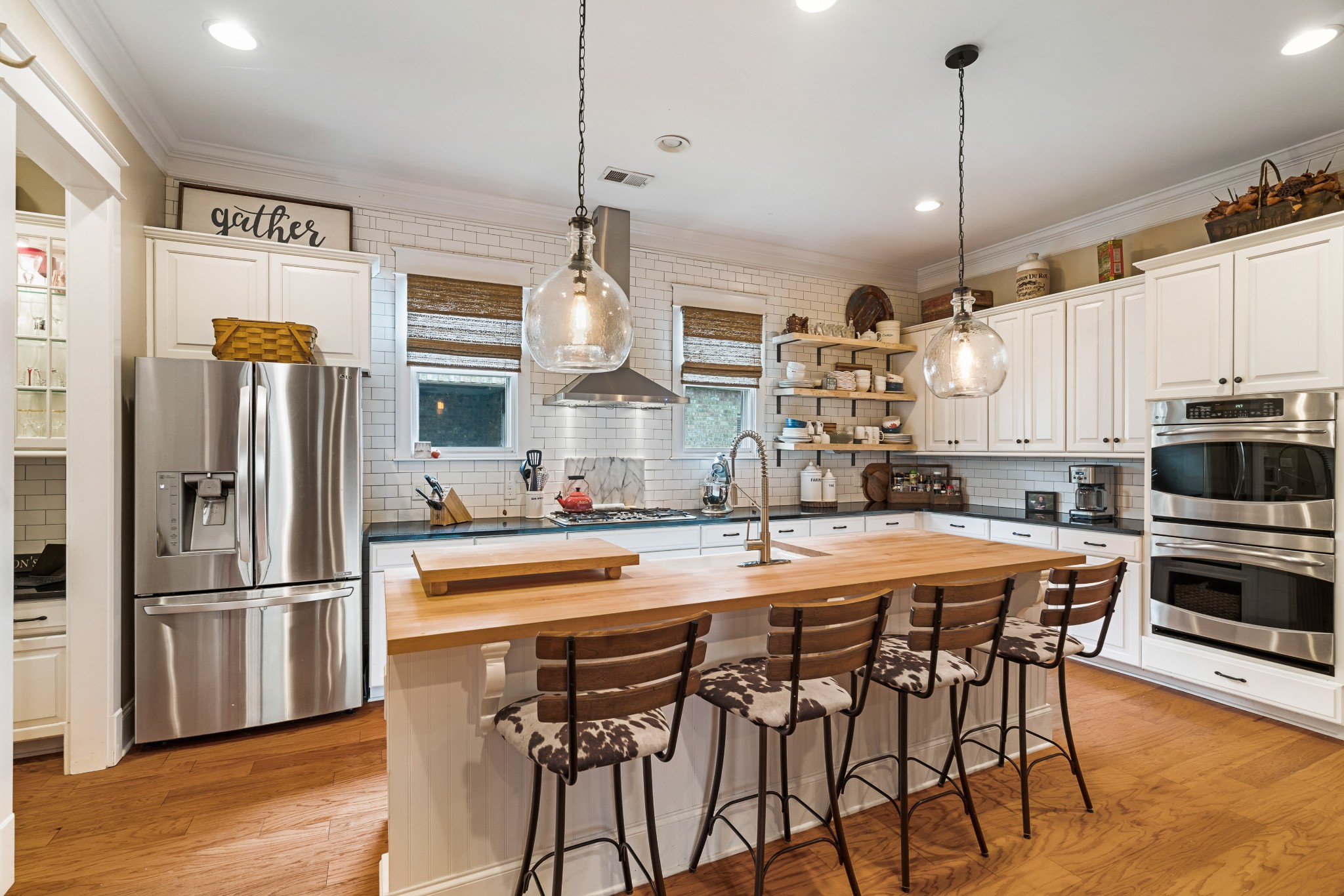 3421 Colebrook Dr
