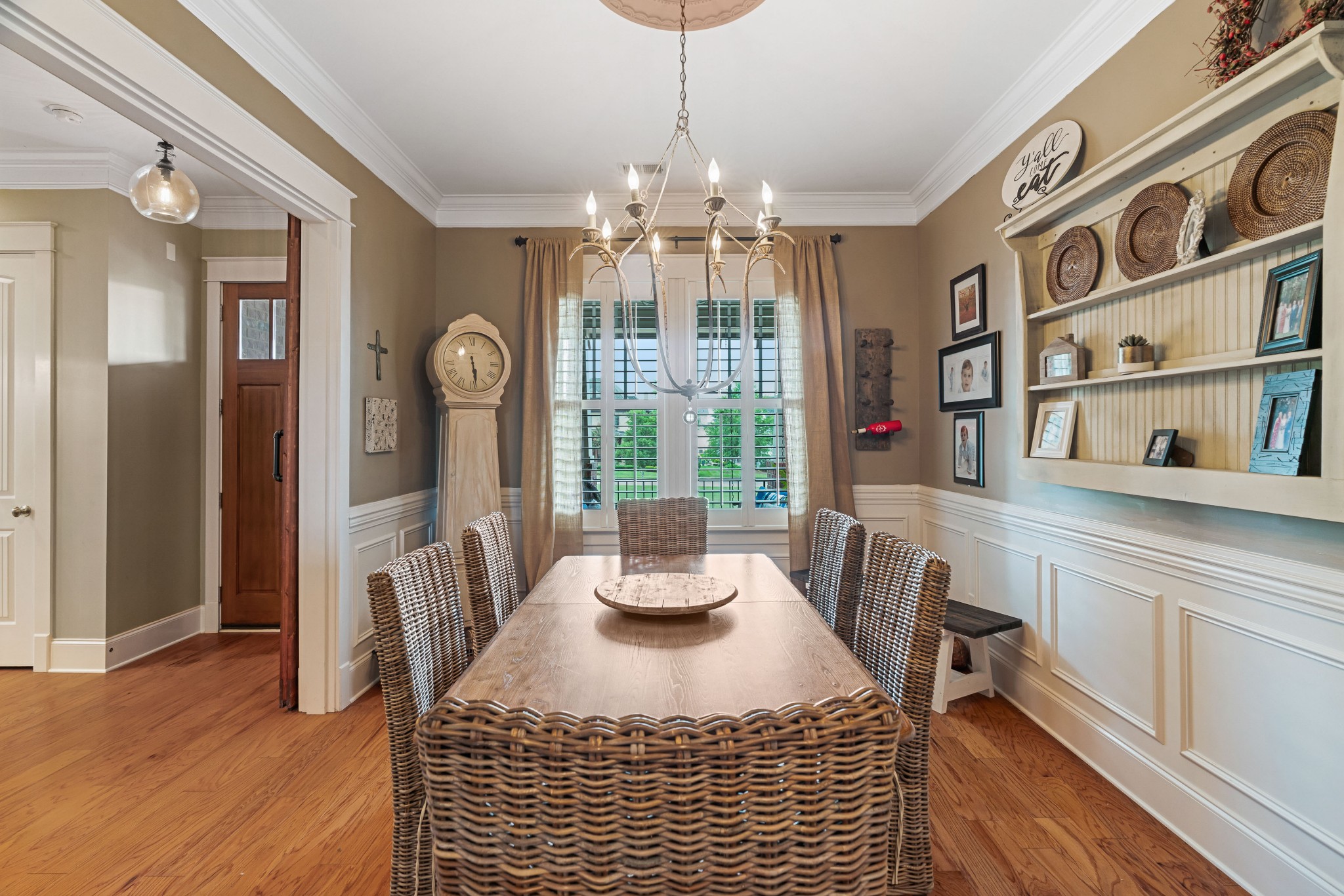 3421 Colebrook Dr
