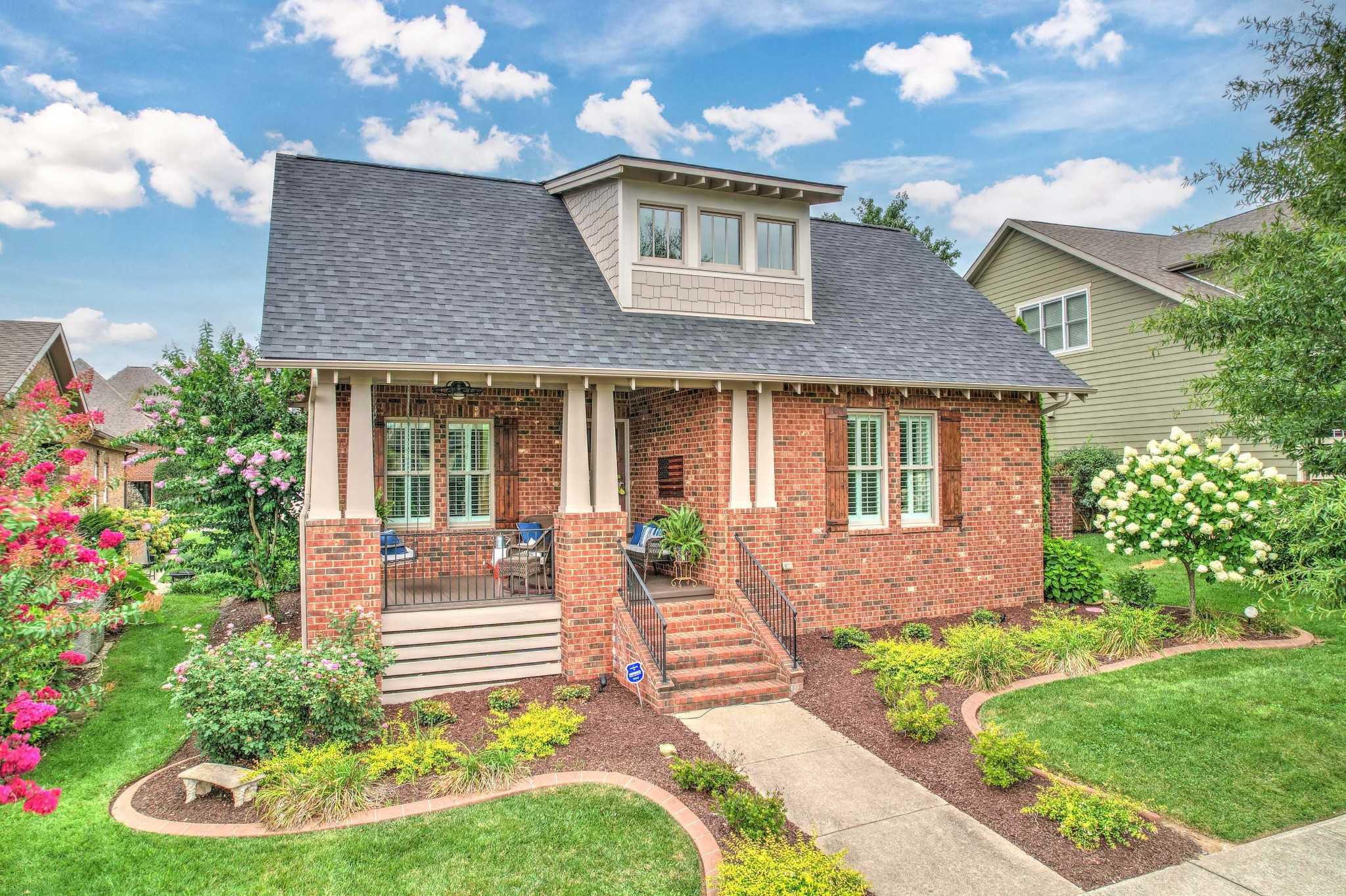 3421 Colebrook Dr