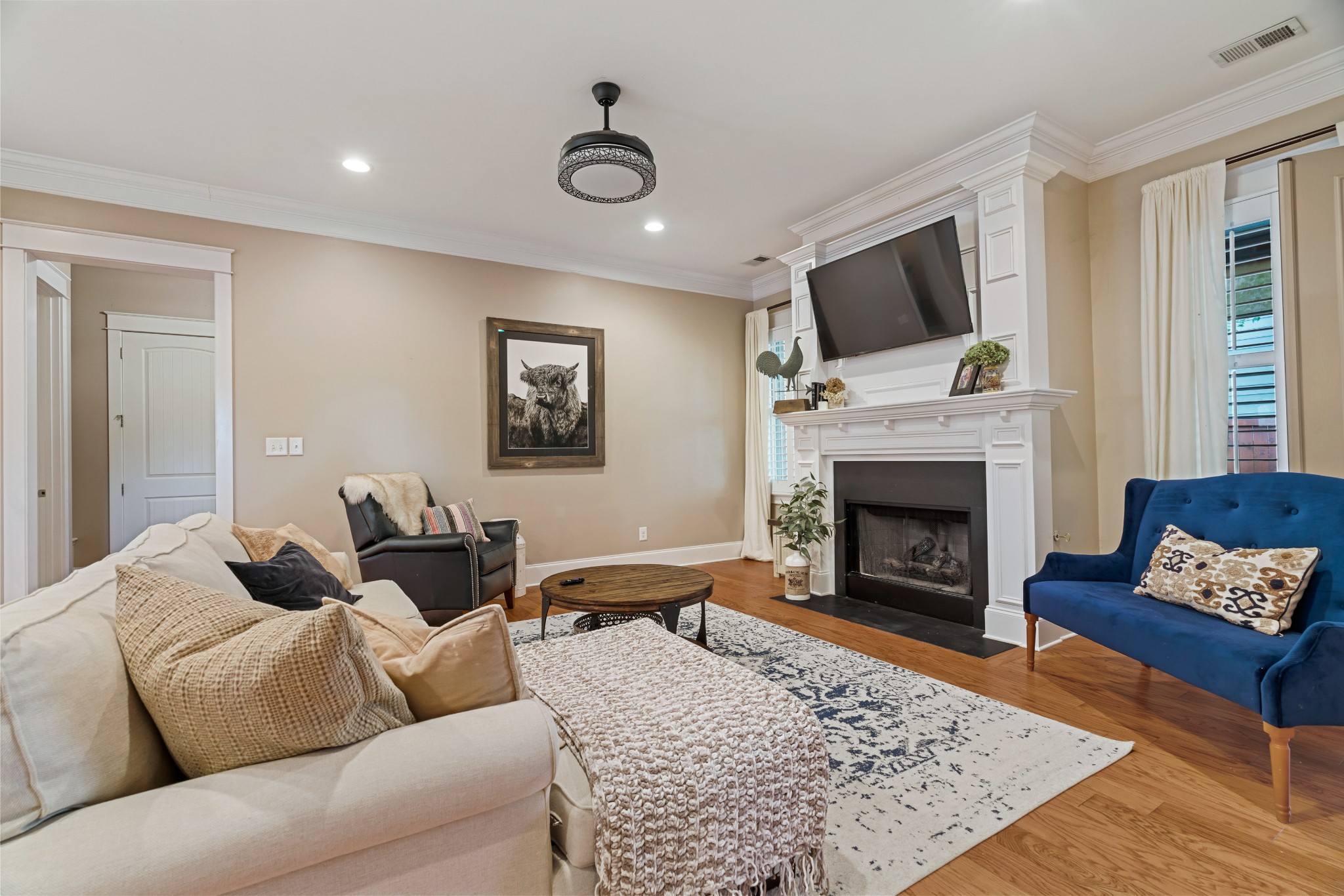 3421 Colebrook Dr