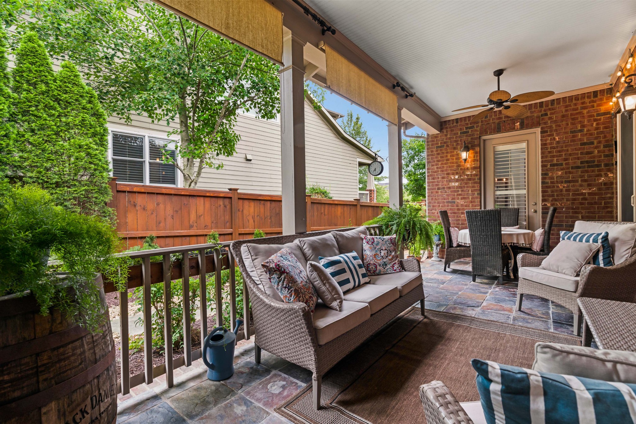 3421 Colebrook Dr
