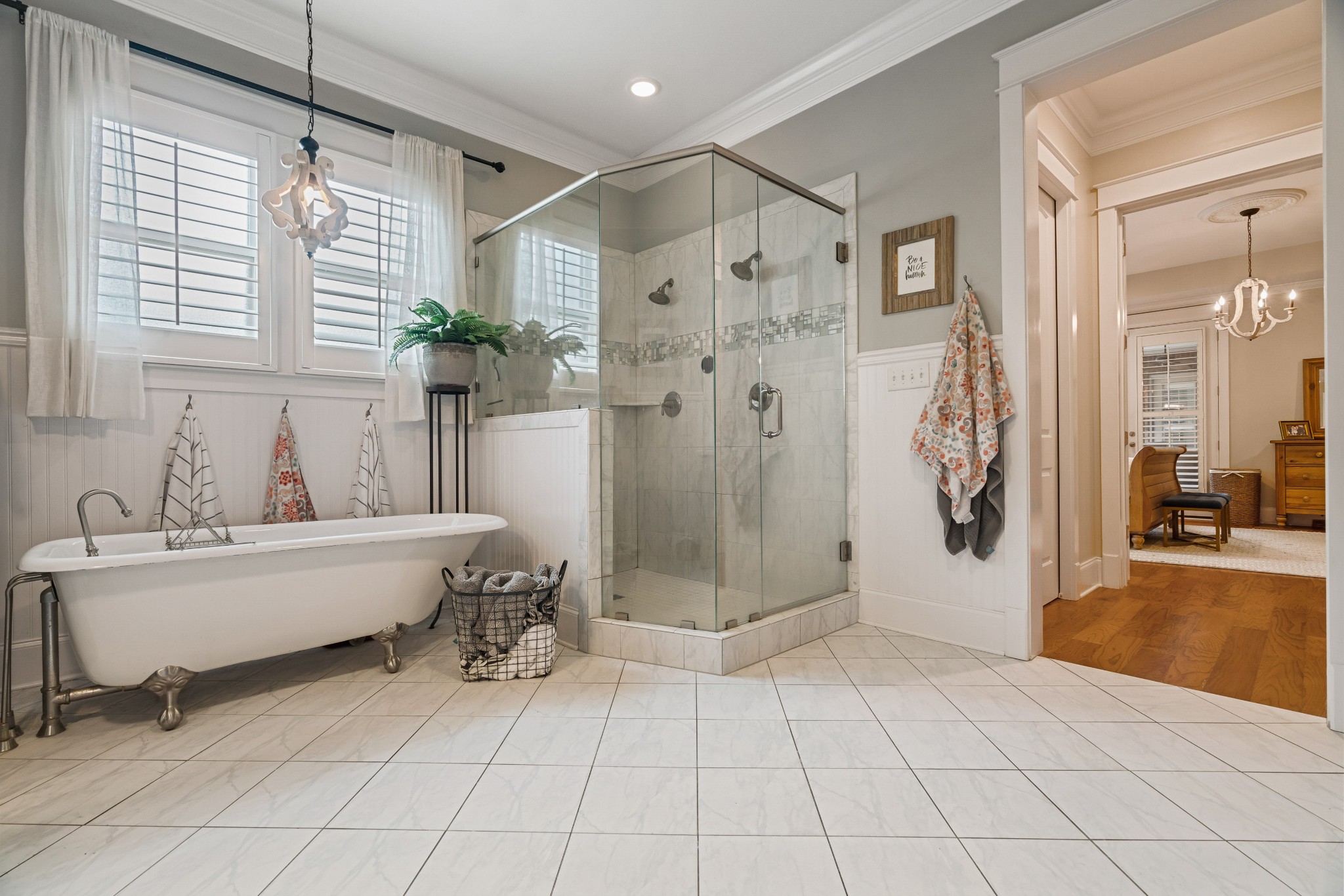 3421 Colebrook Dr