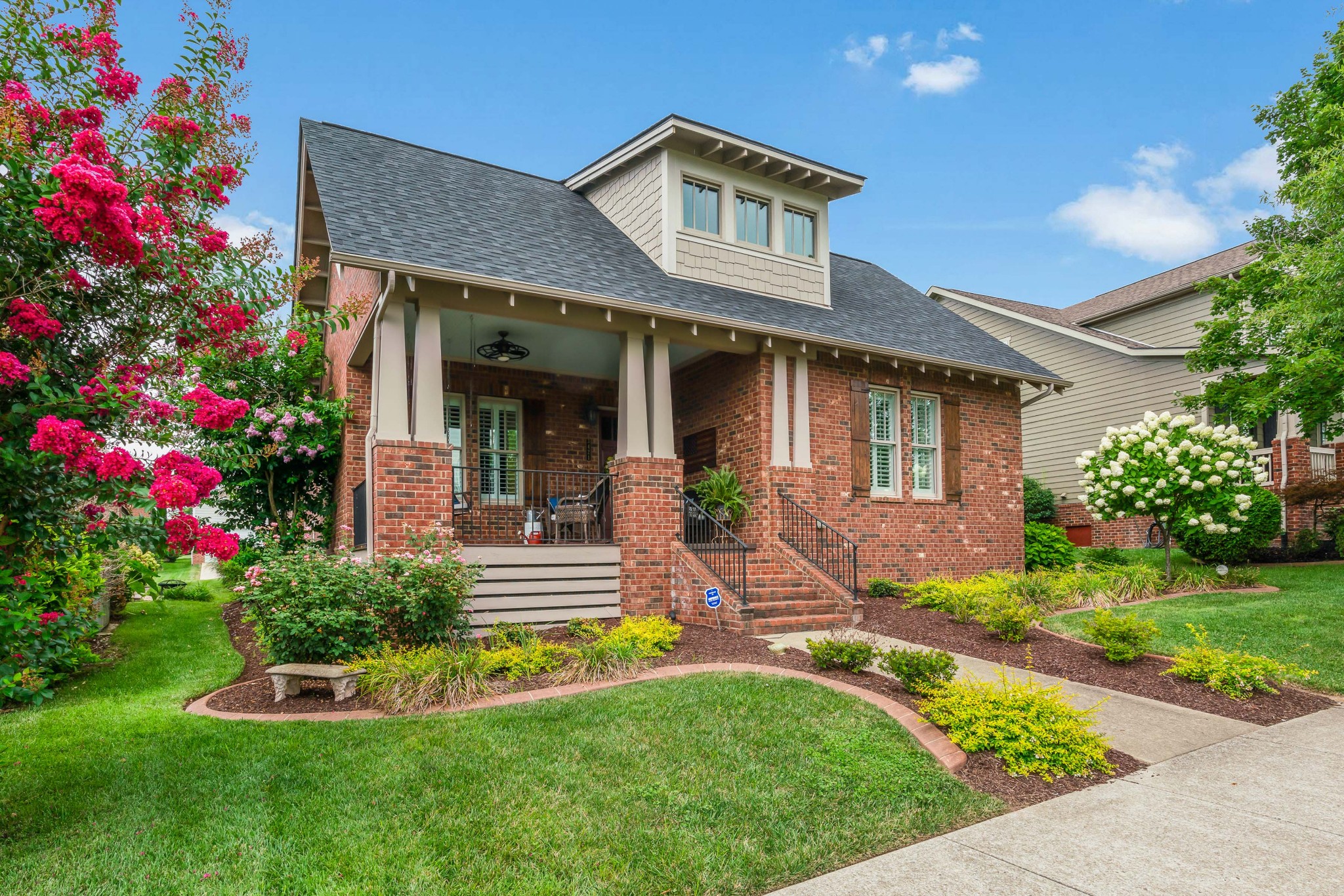 3421 Colebrook Dr