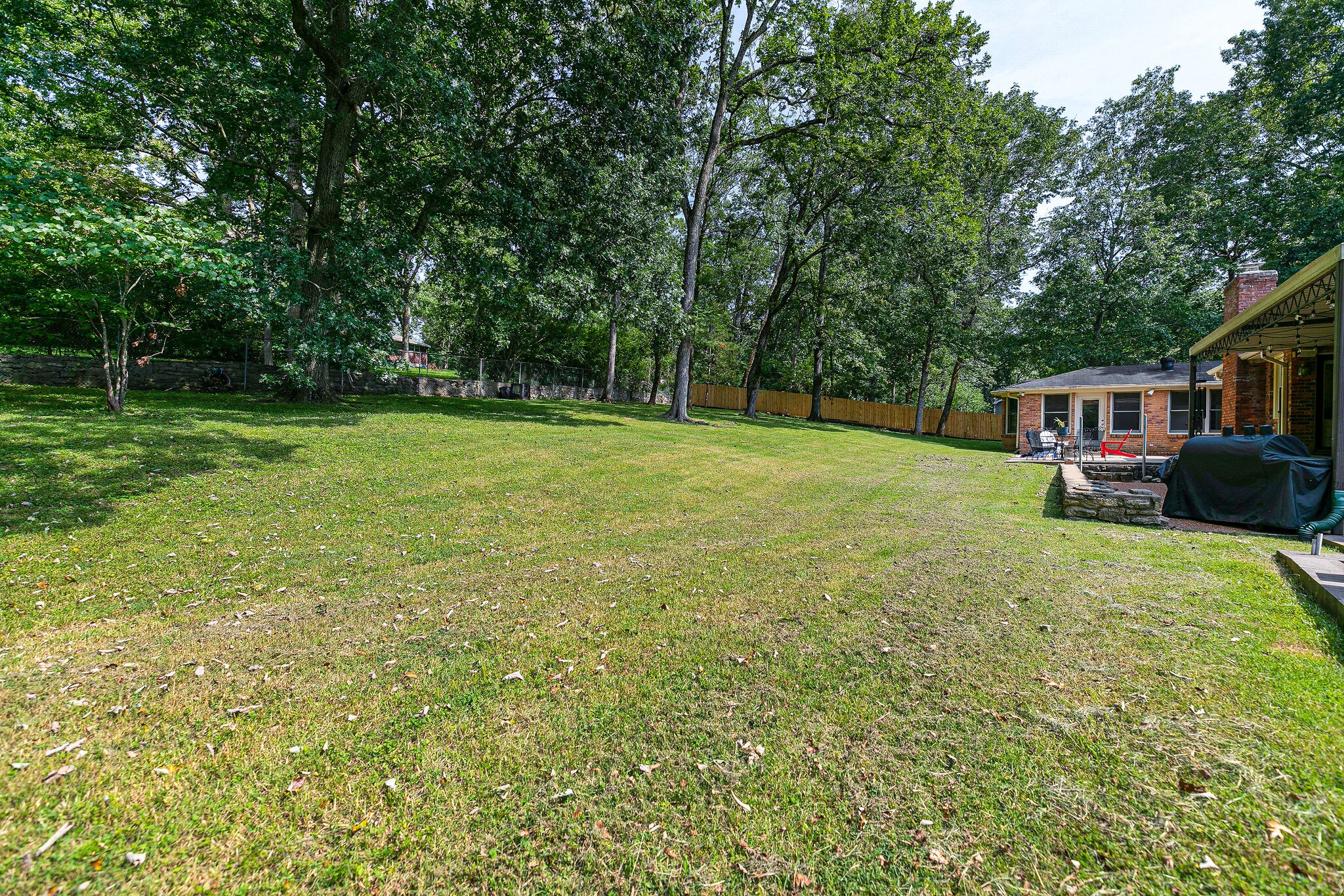 712 Clematis Dr