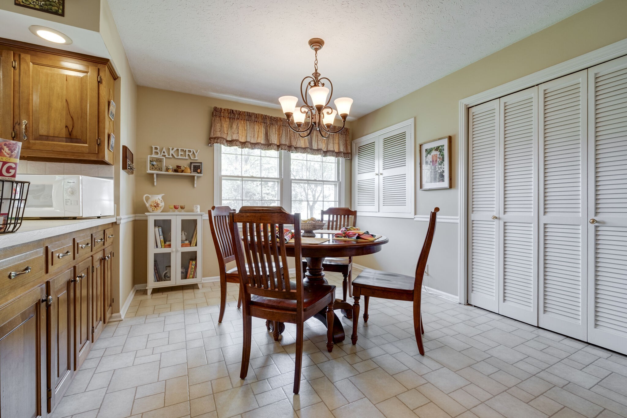 312 Highland Heights Dr