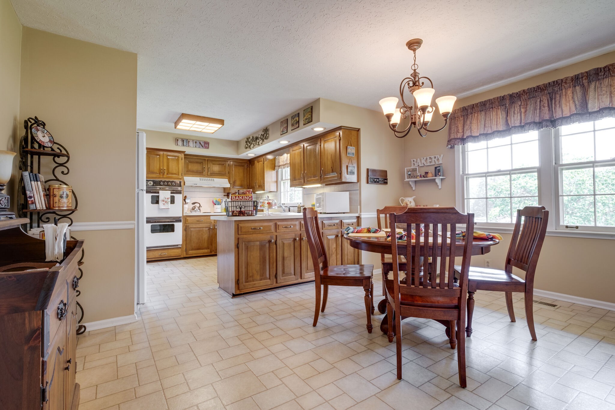 312 Highland Heights Dr