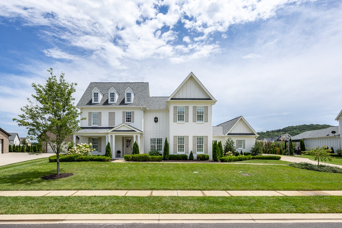 6822 Chatterton Dr