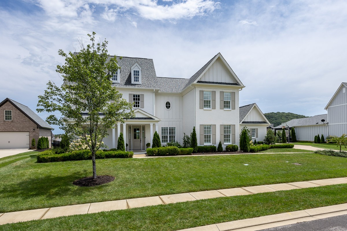6822 Chatterton Dr
