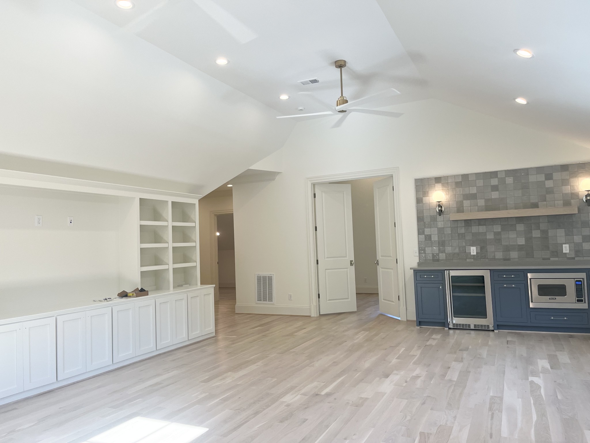 4532 Alcott Dr