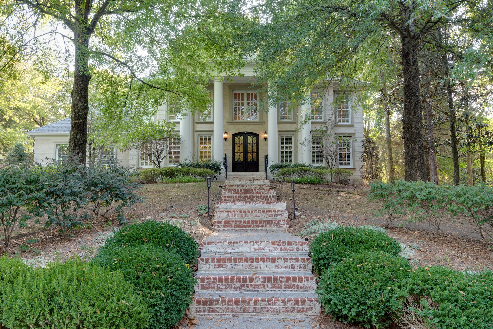 1432 Willowbrooke Cir