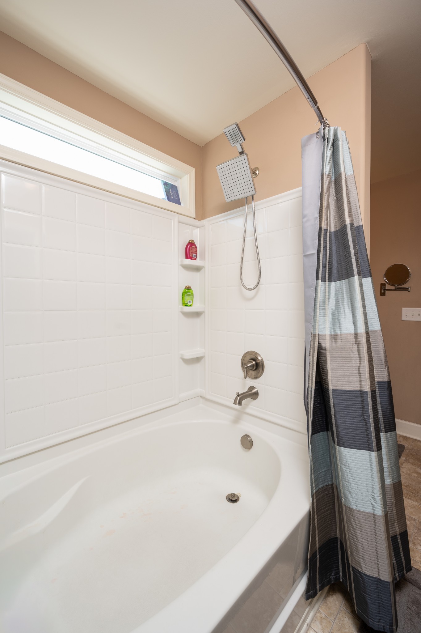 3754 Willow Creek Rd