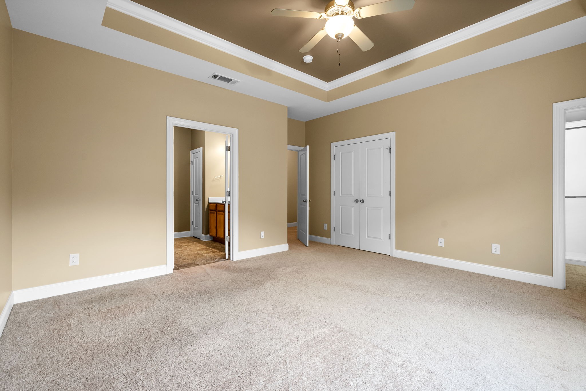 2334 Clare Park Dr
