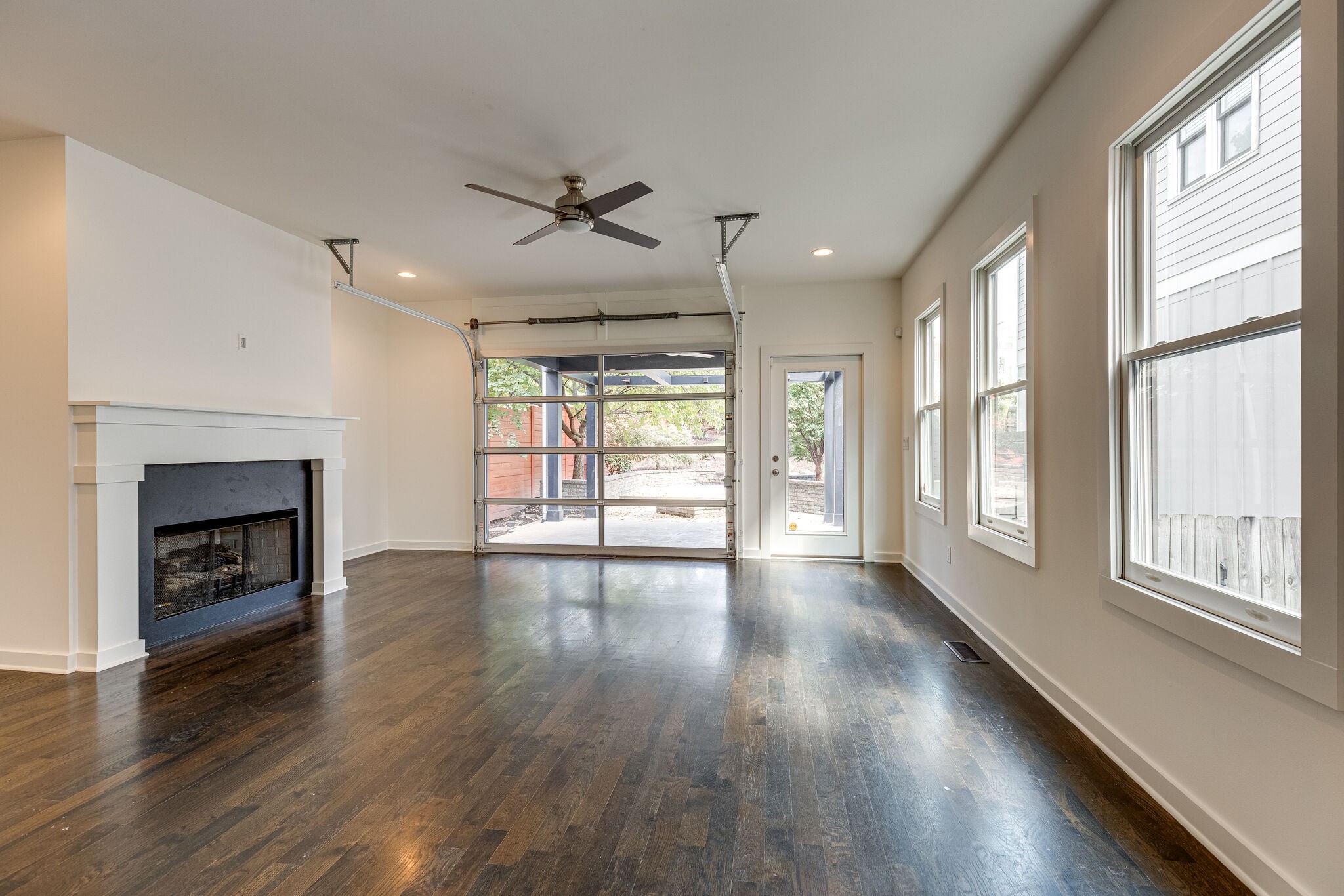 2802B Vaulx Ln