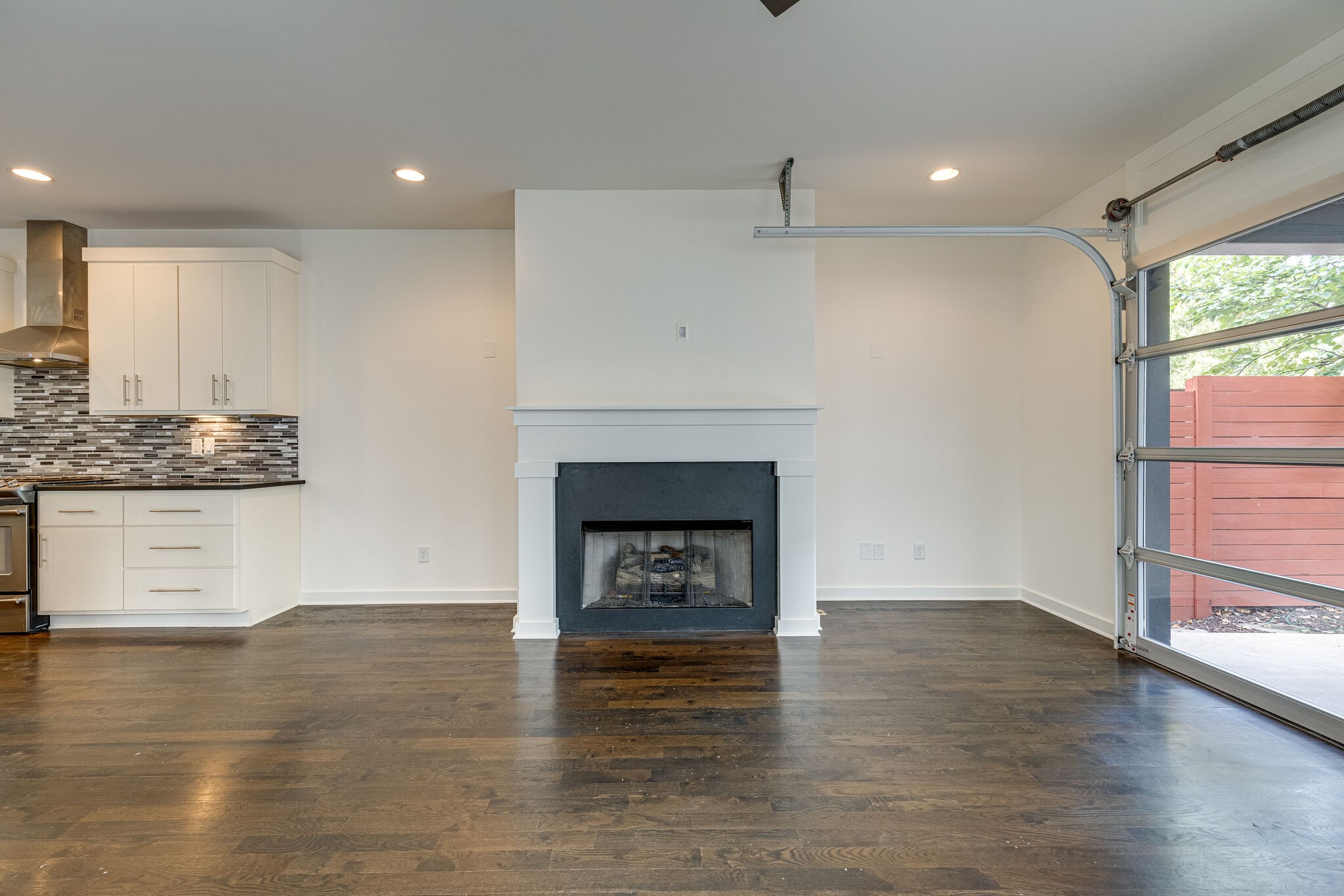 2802B Vaulx Ln