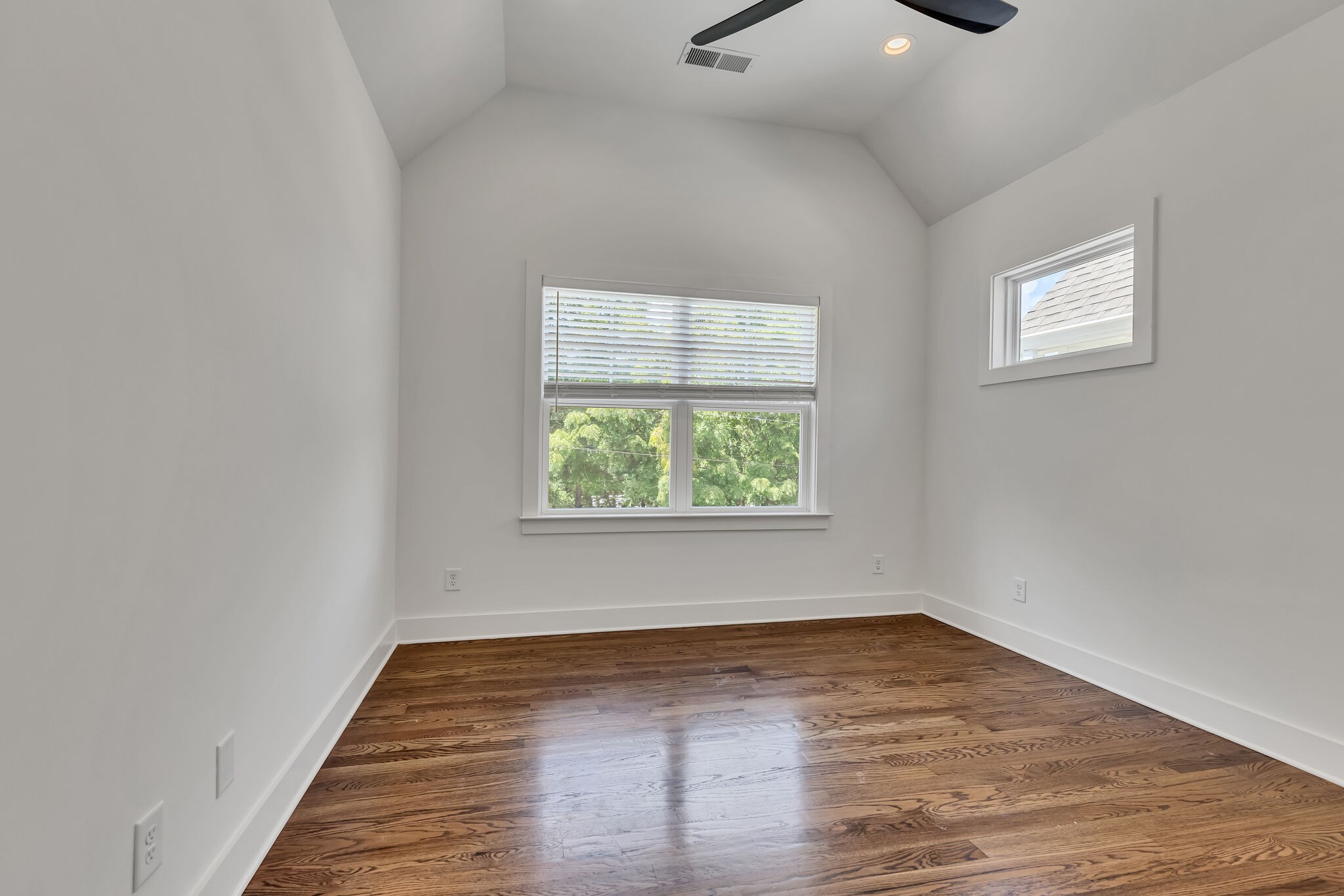 533 Waycross Dr