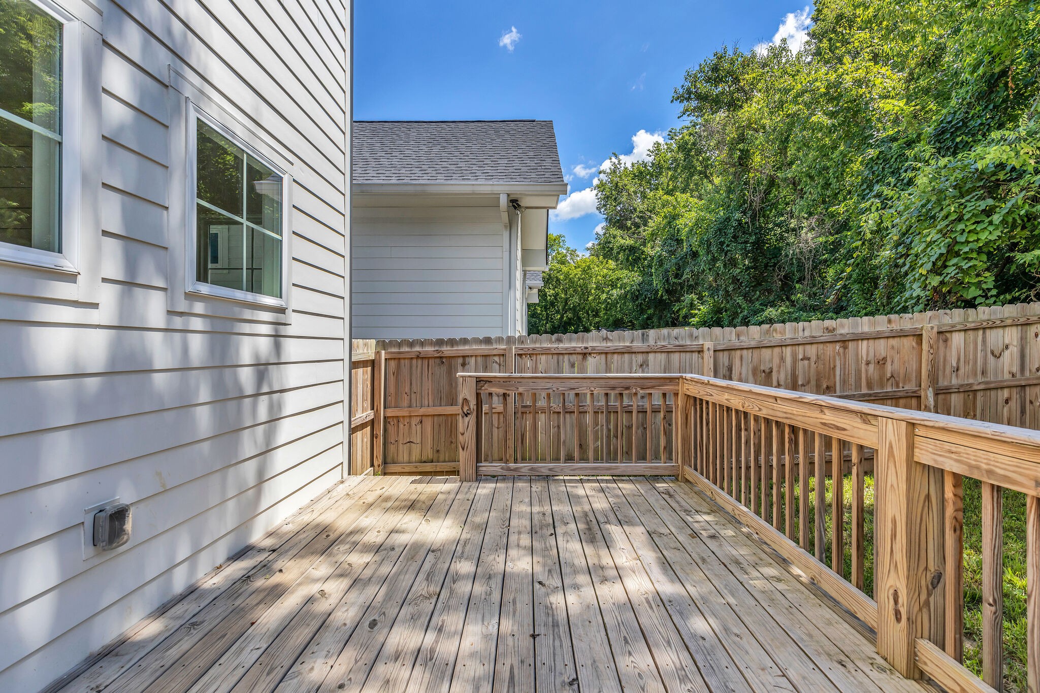 533 Waycross Dr