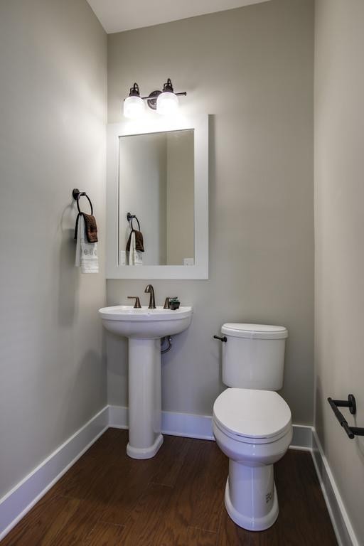 4007 Elkins Aly