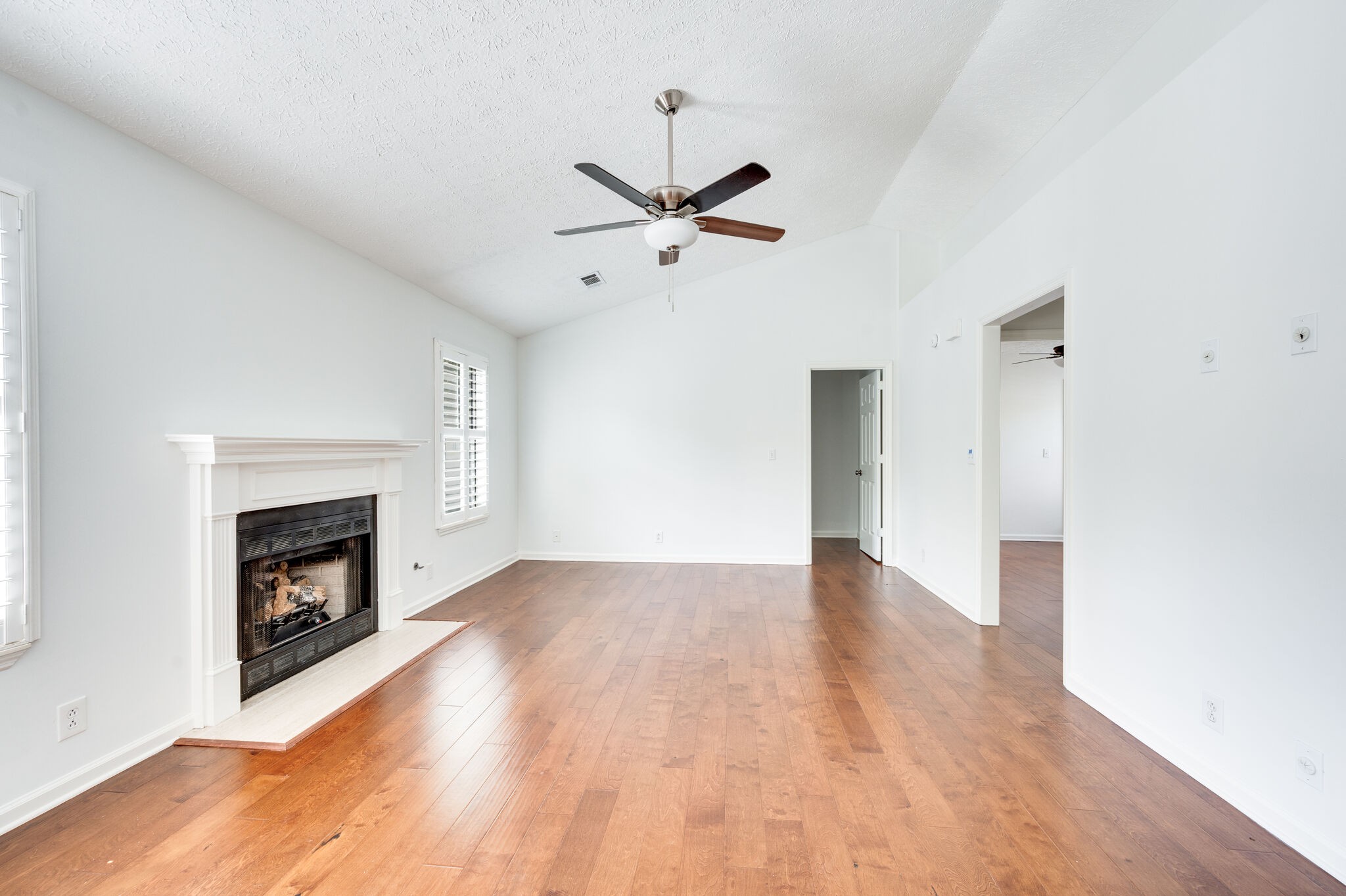 806 Brandyleigh Ct