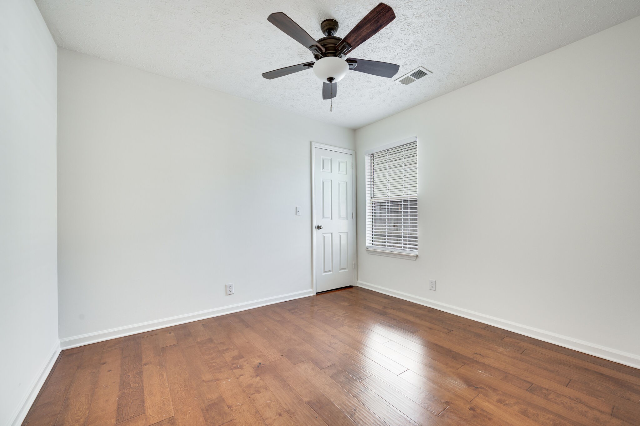 806 Brandyleigh Ct