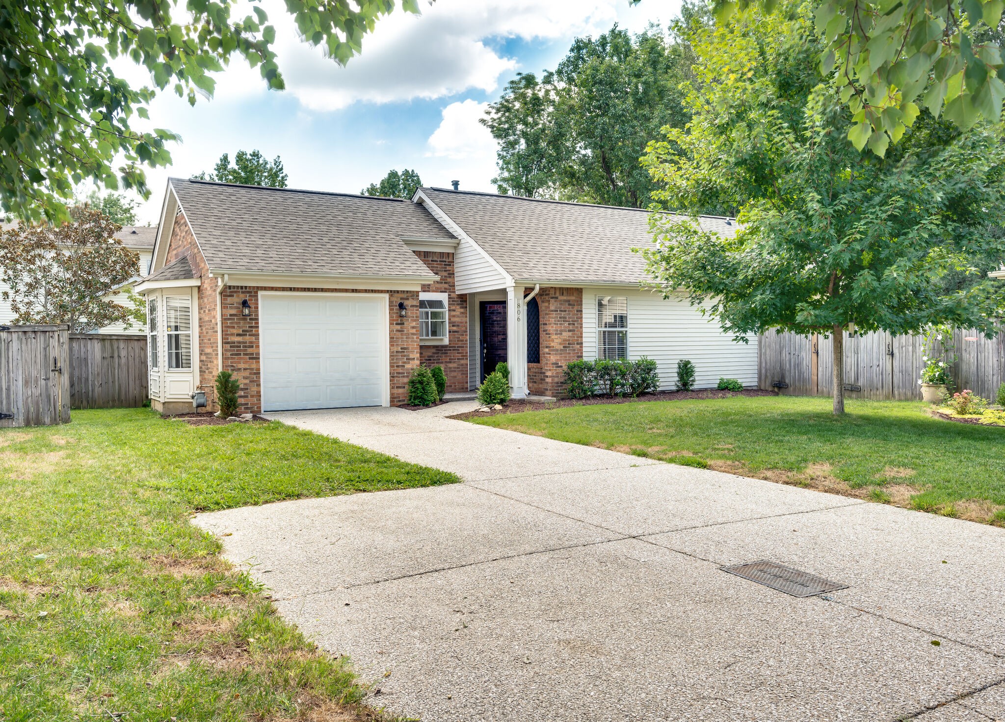 806 Brandyleigh Ct