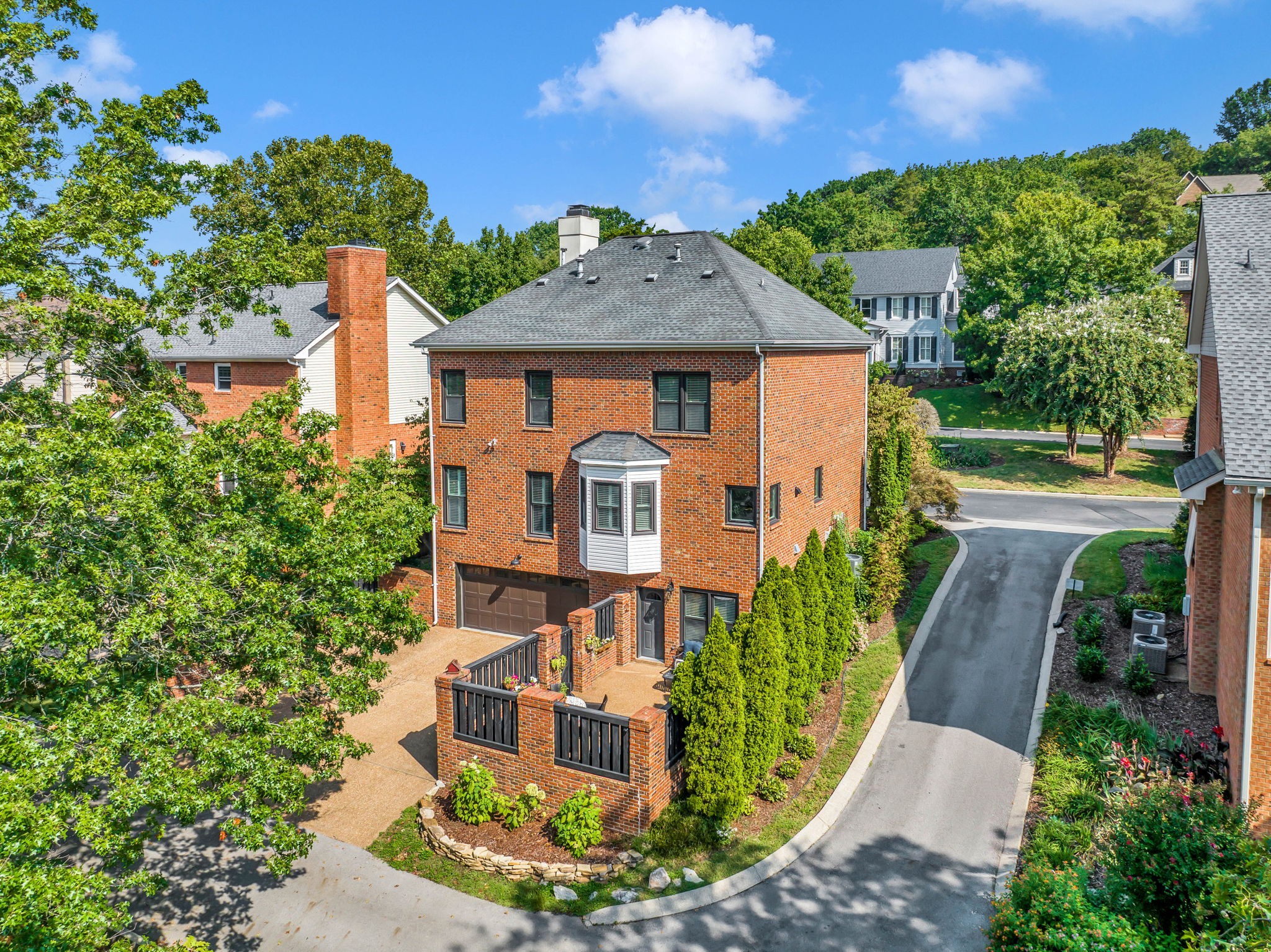 65 Ravenwood Hills Cir
