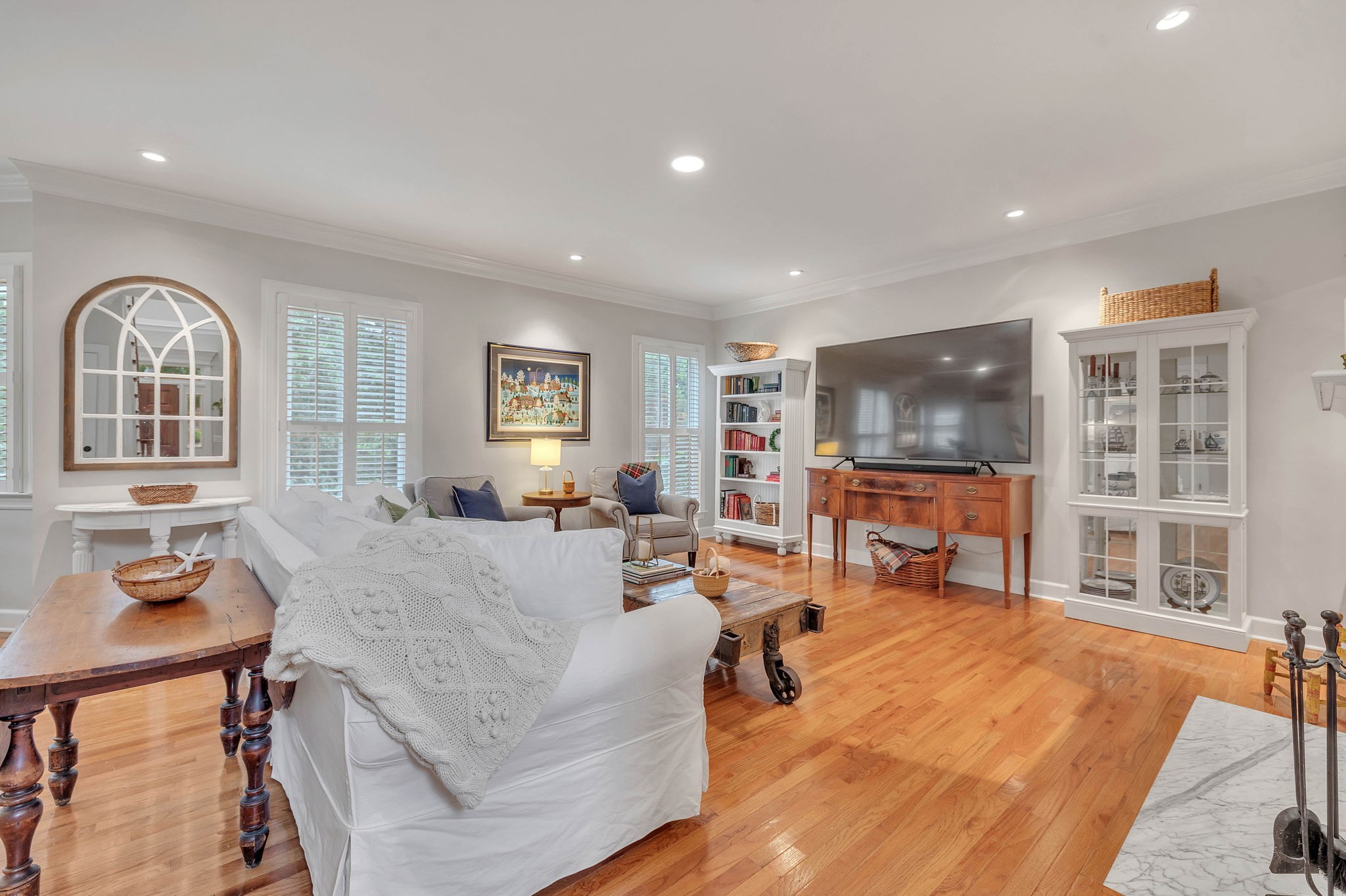 65 Ravenwood Hills Cir