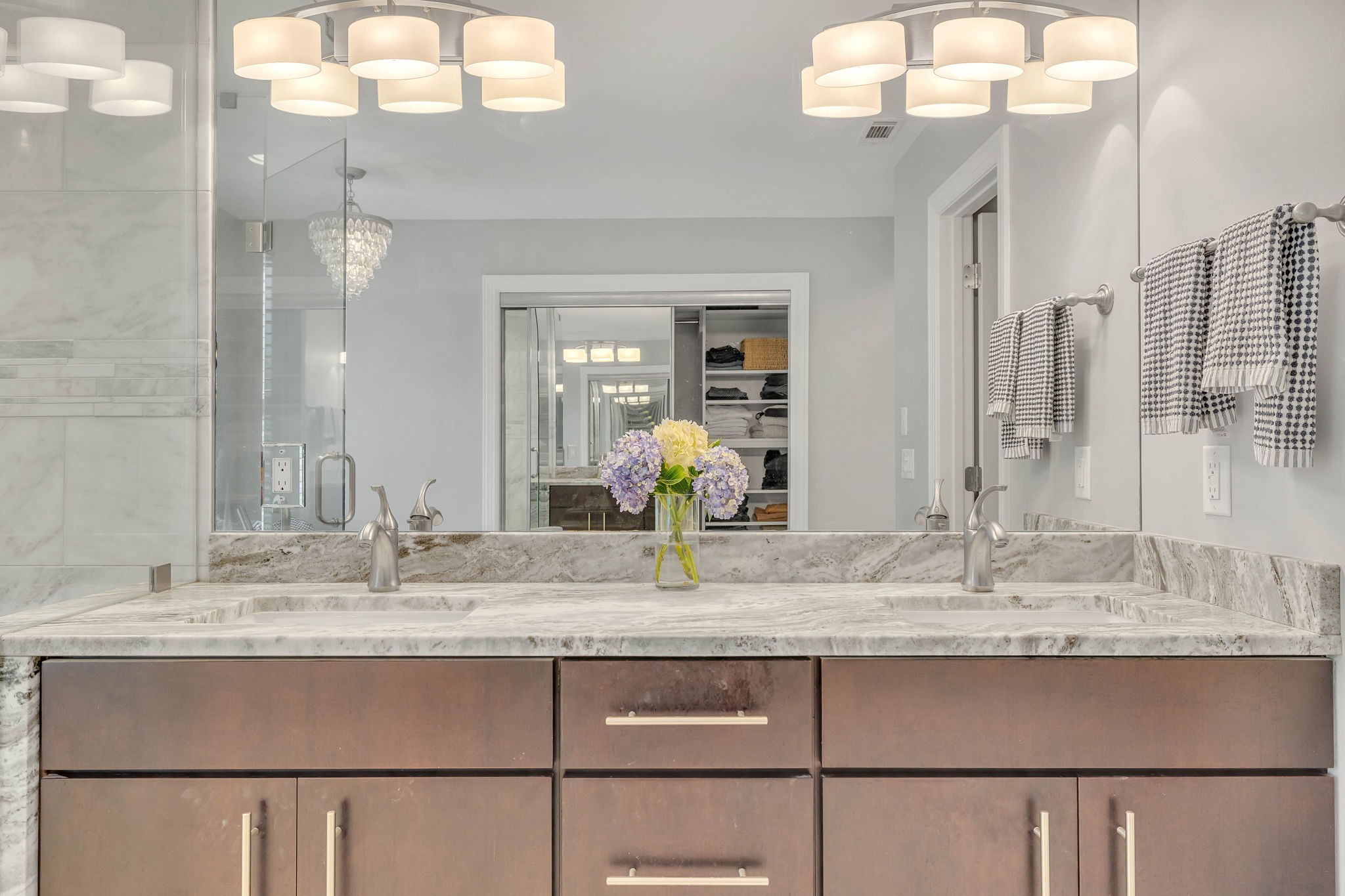65 Ravenwood Hills Cir