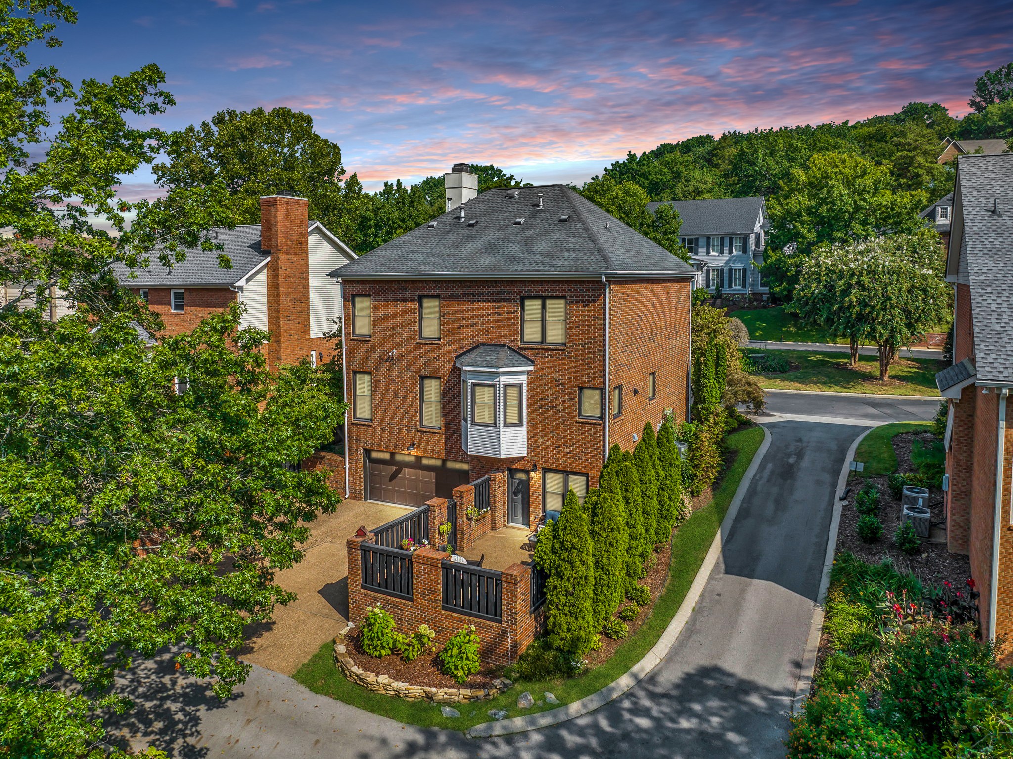 65 Ravenwood Hills Cir