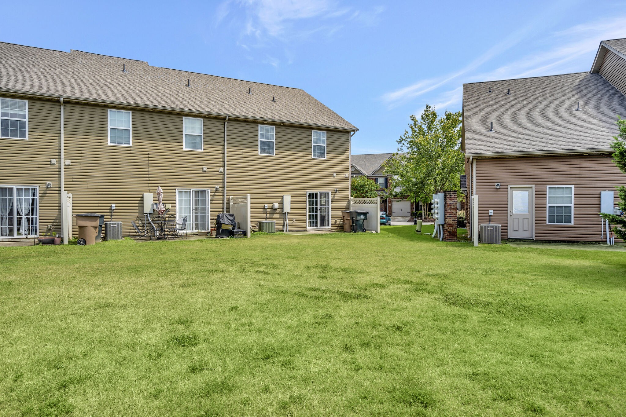 1317 Crown Point Pl