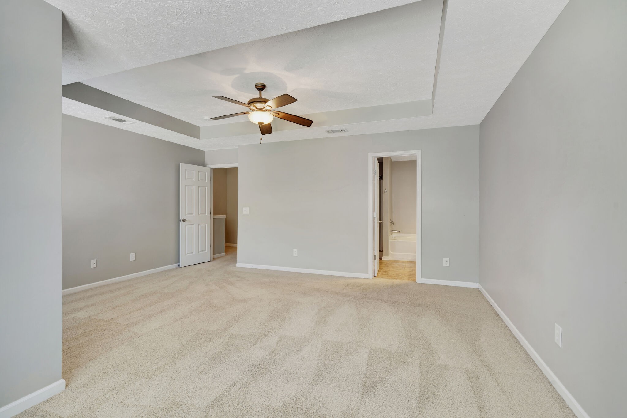 1317 Crown Point Pl