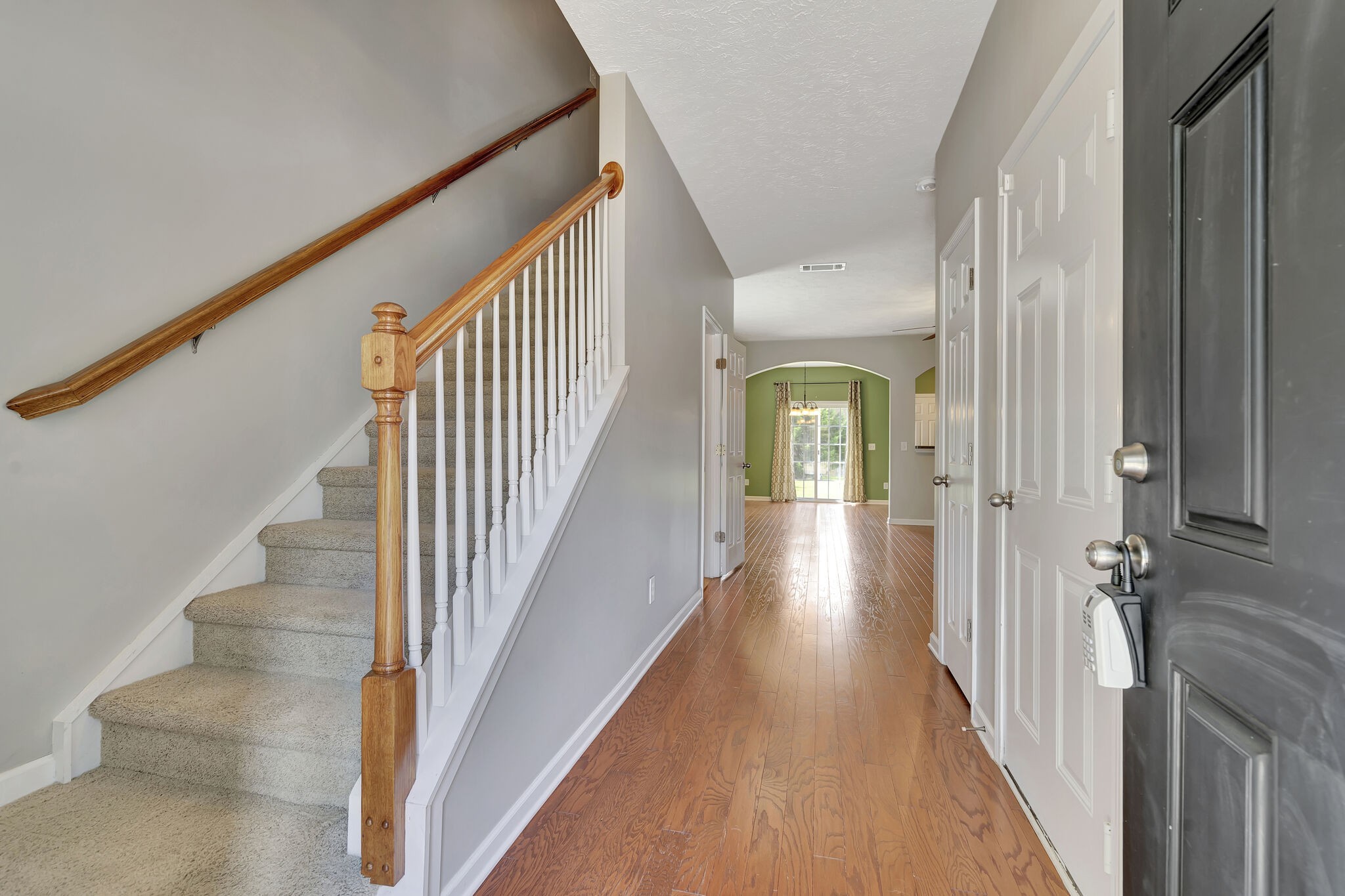 1317 Crown Point Pl