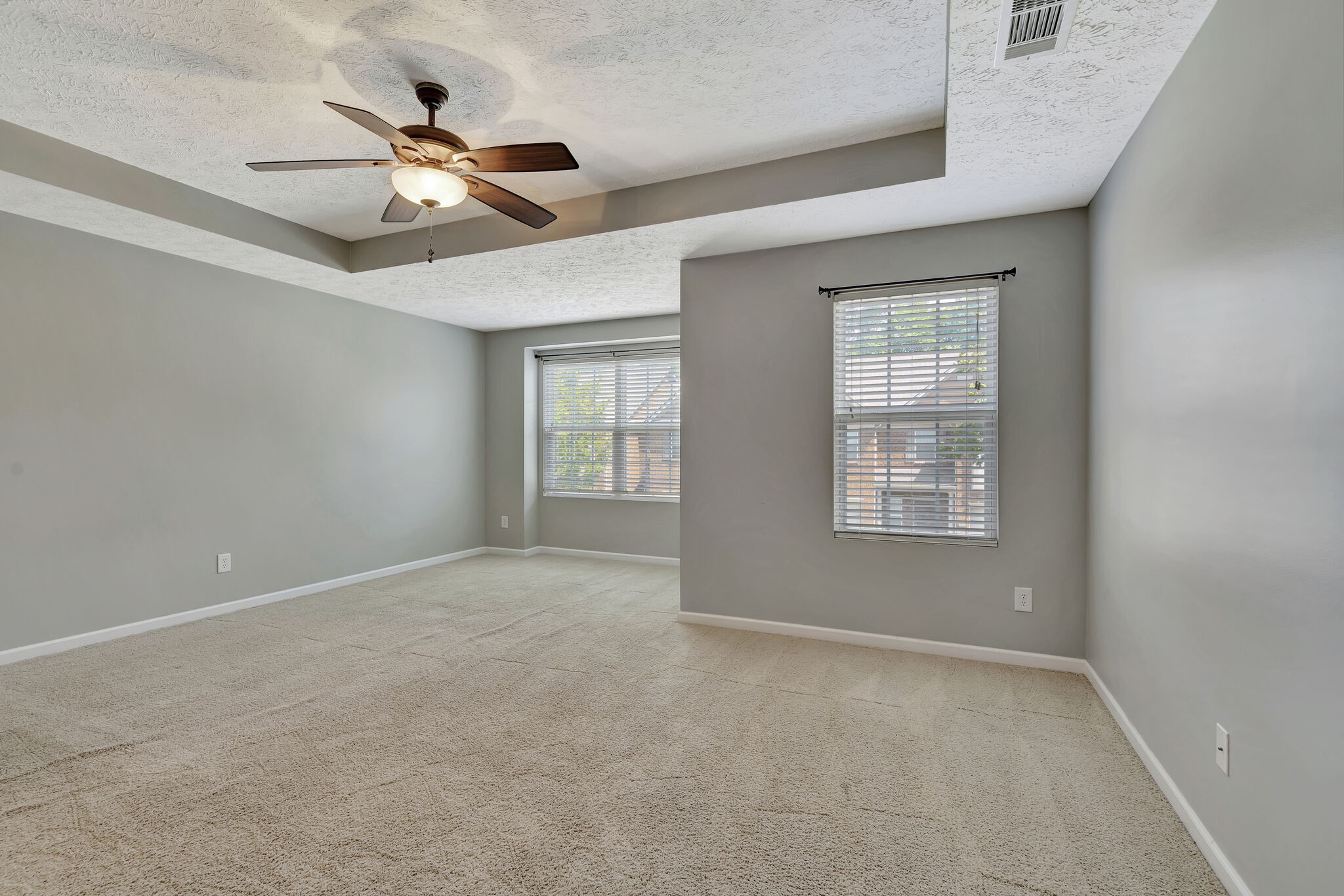 1317 Crown Point Pl
