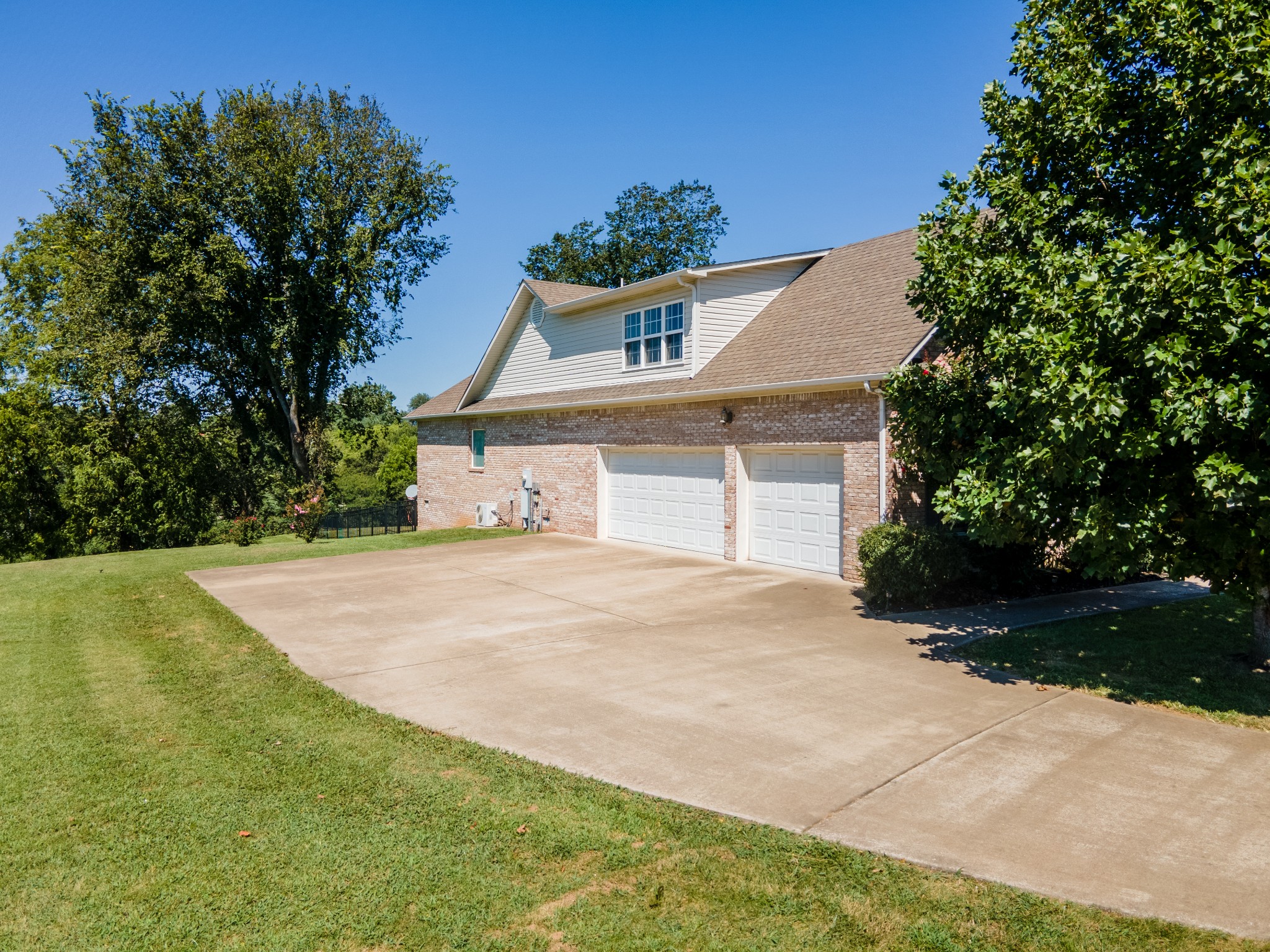 636 Delk Ln