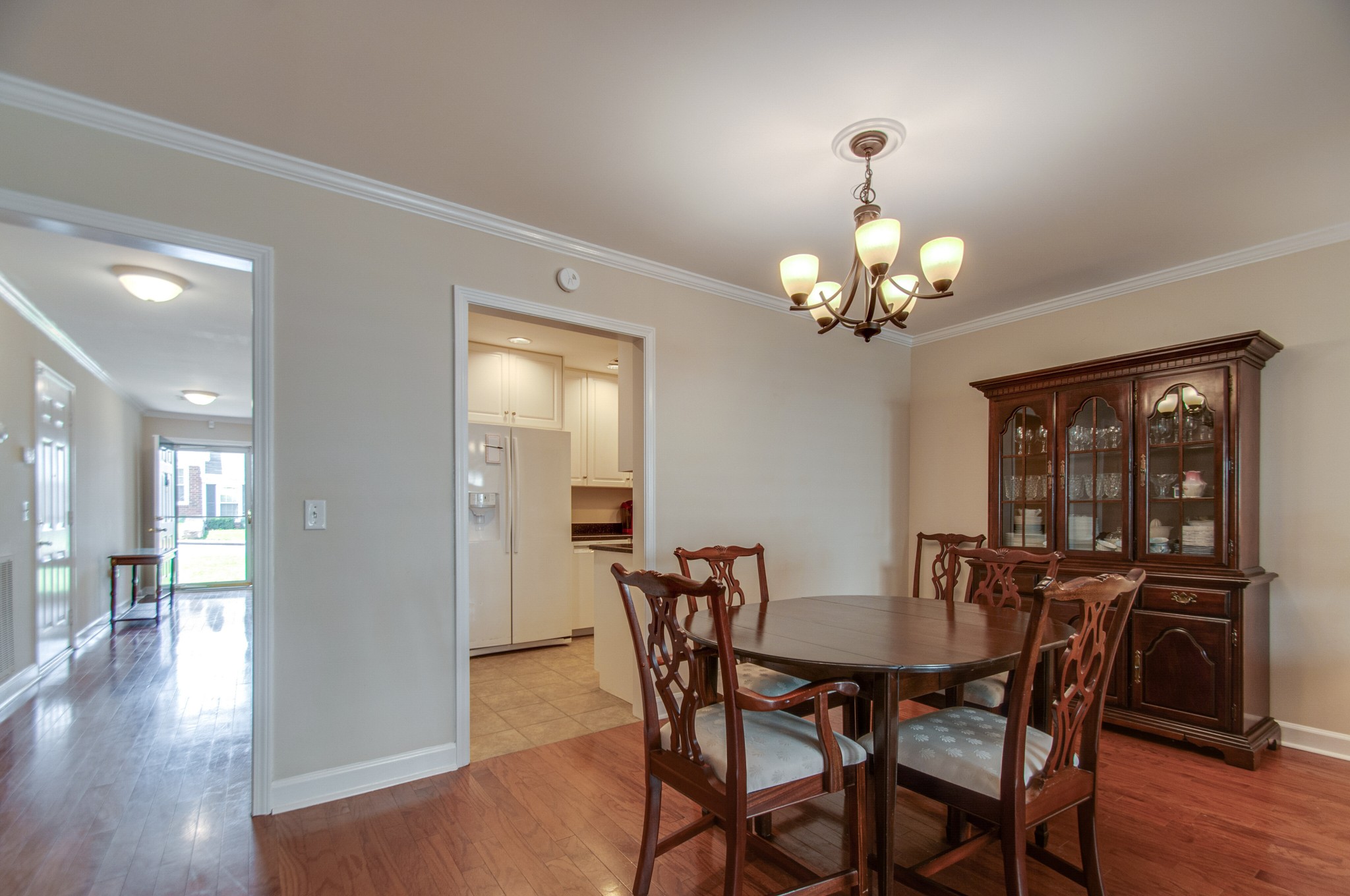 819 Marquette Dr