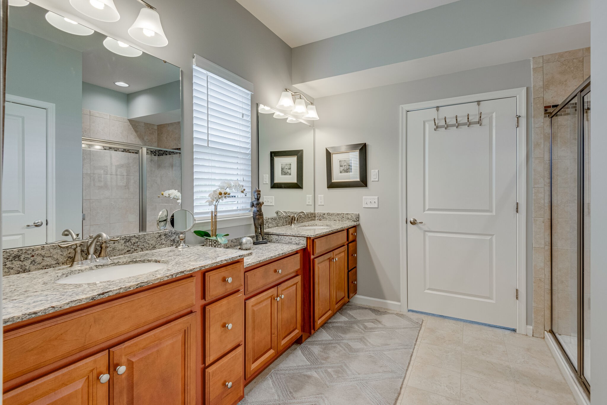 442 Warren Hill Dr