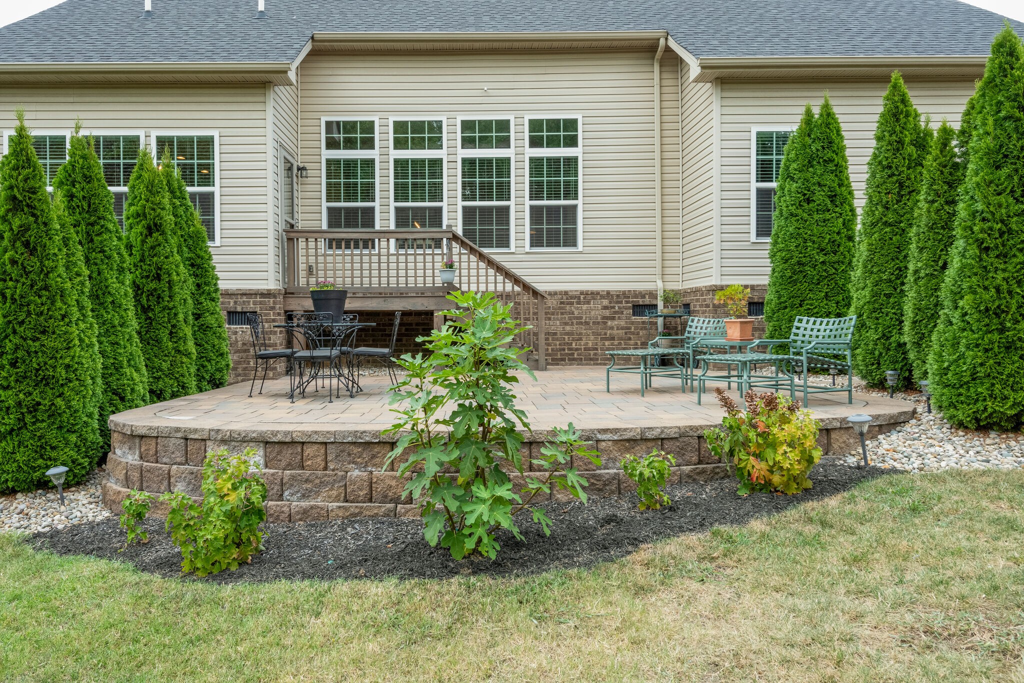 442 Warren Hill Dr