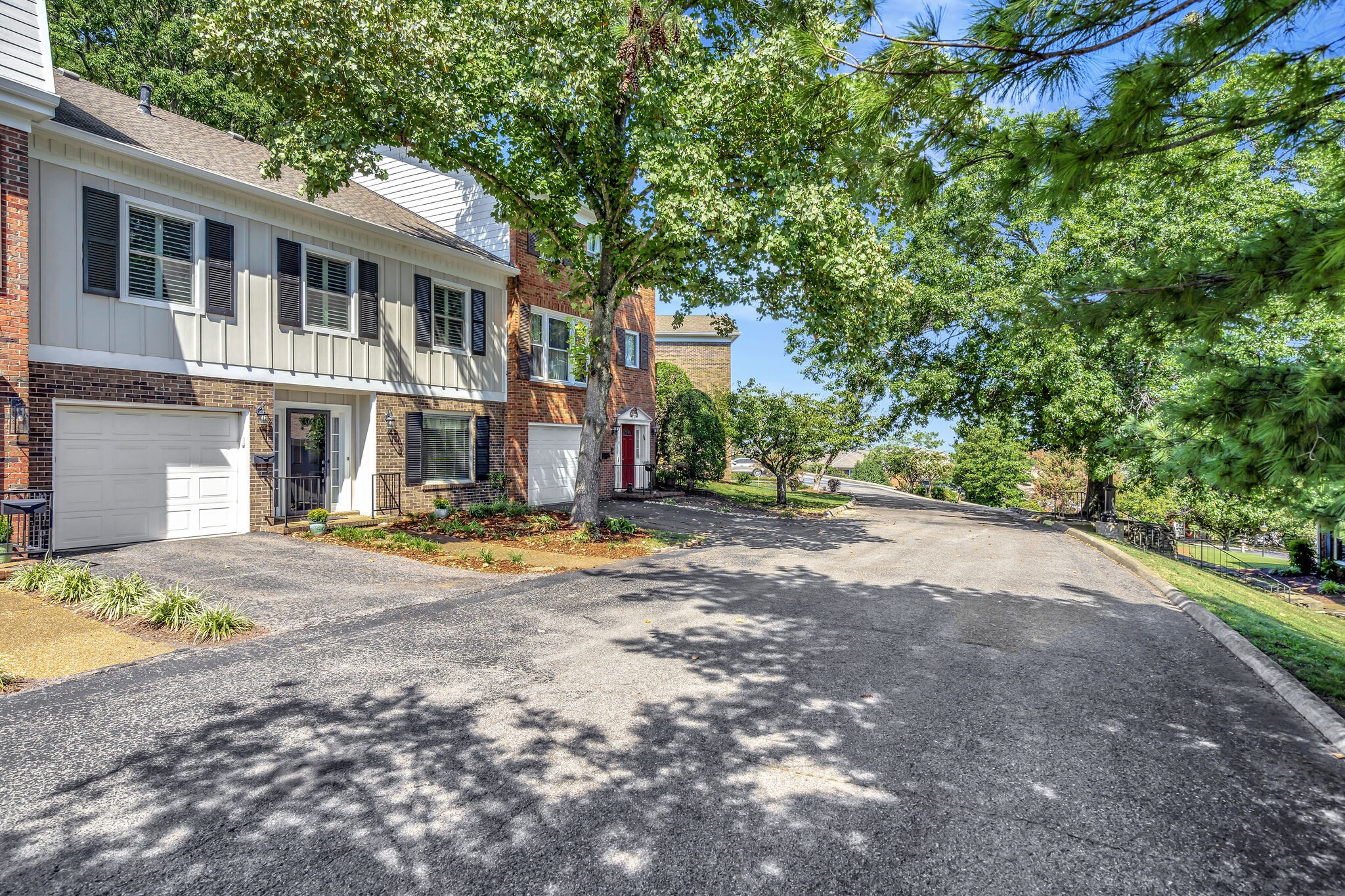 129 Jefferson Sq